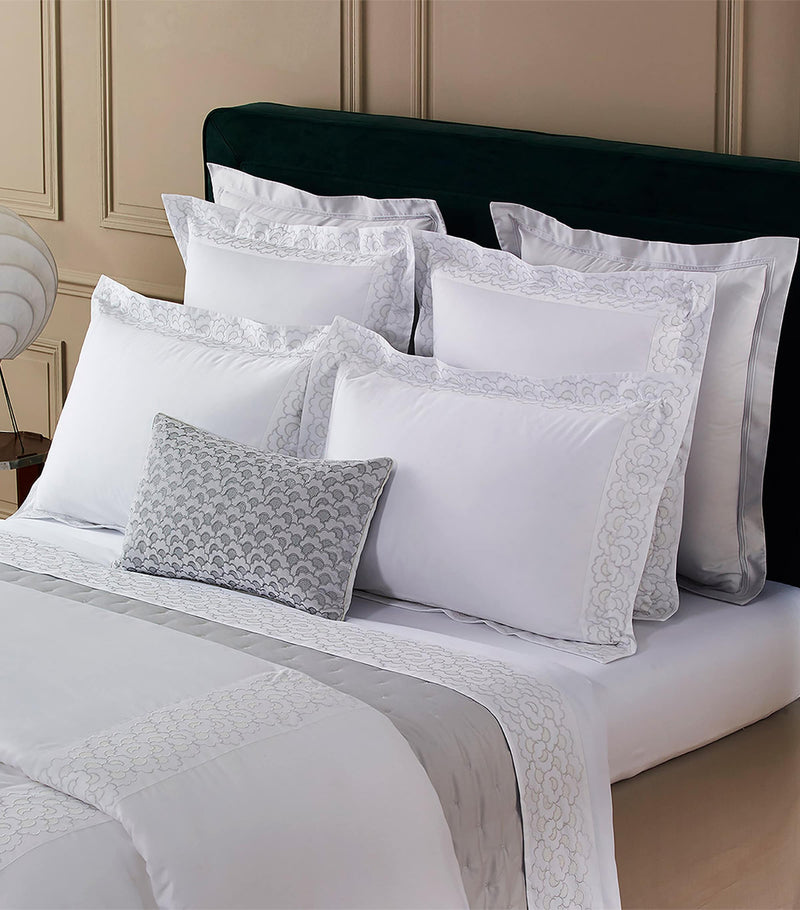 Yves Delorme Festons King Oxford pillowcase 54cm x 94cm (British brand)