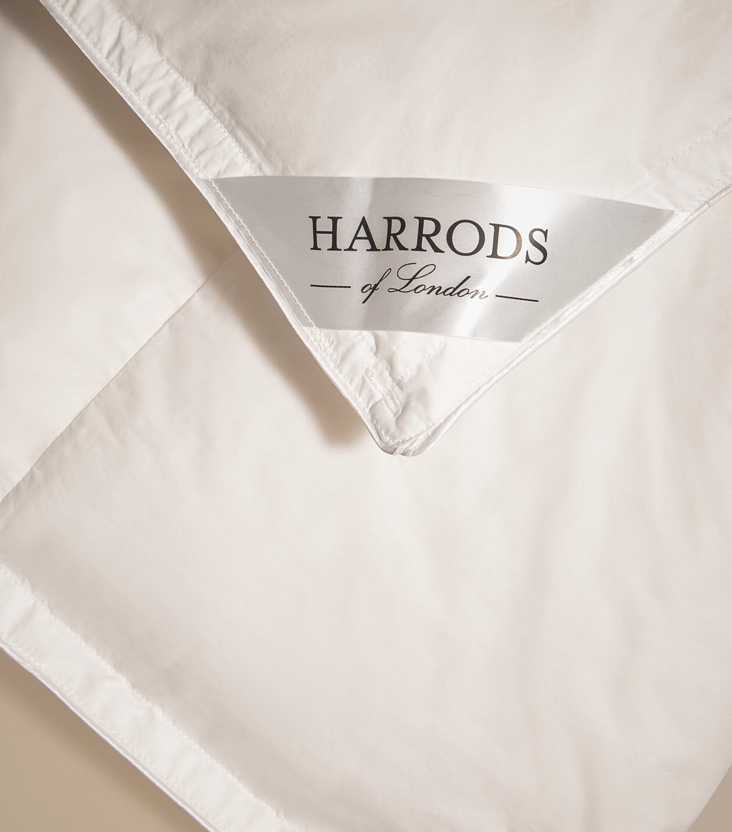 Harrods of London Emperor goose down duvet 2.5 tog, UK version