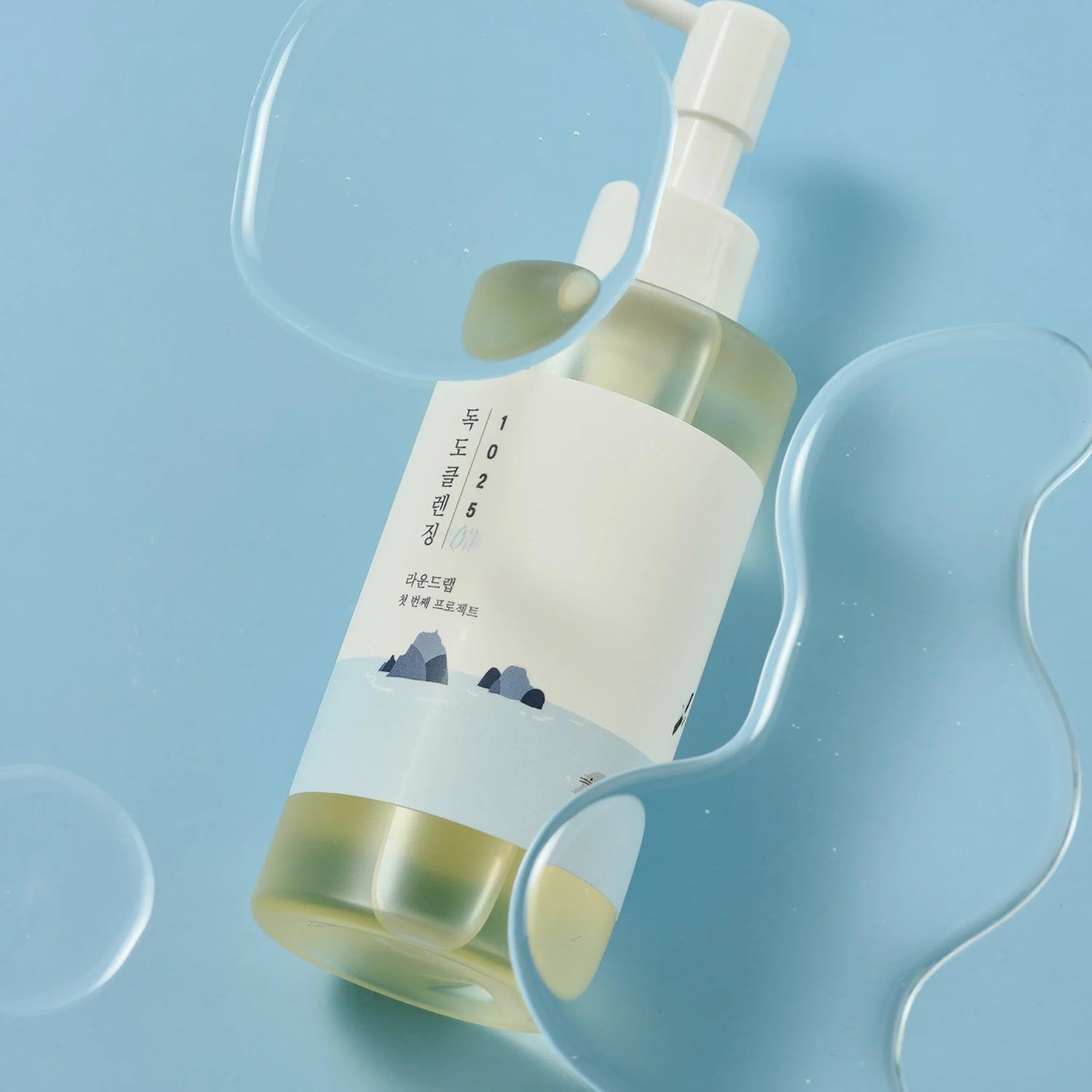 ROUND LAB 1025 Dokdo cleansing oil 200ml (British brand)