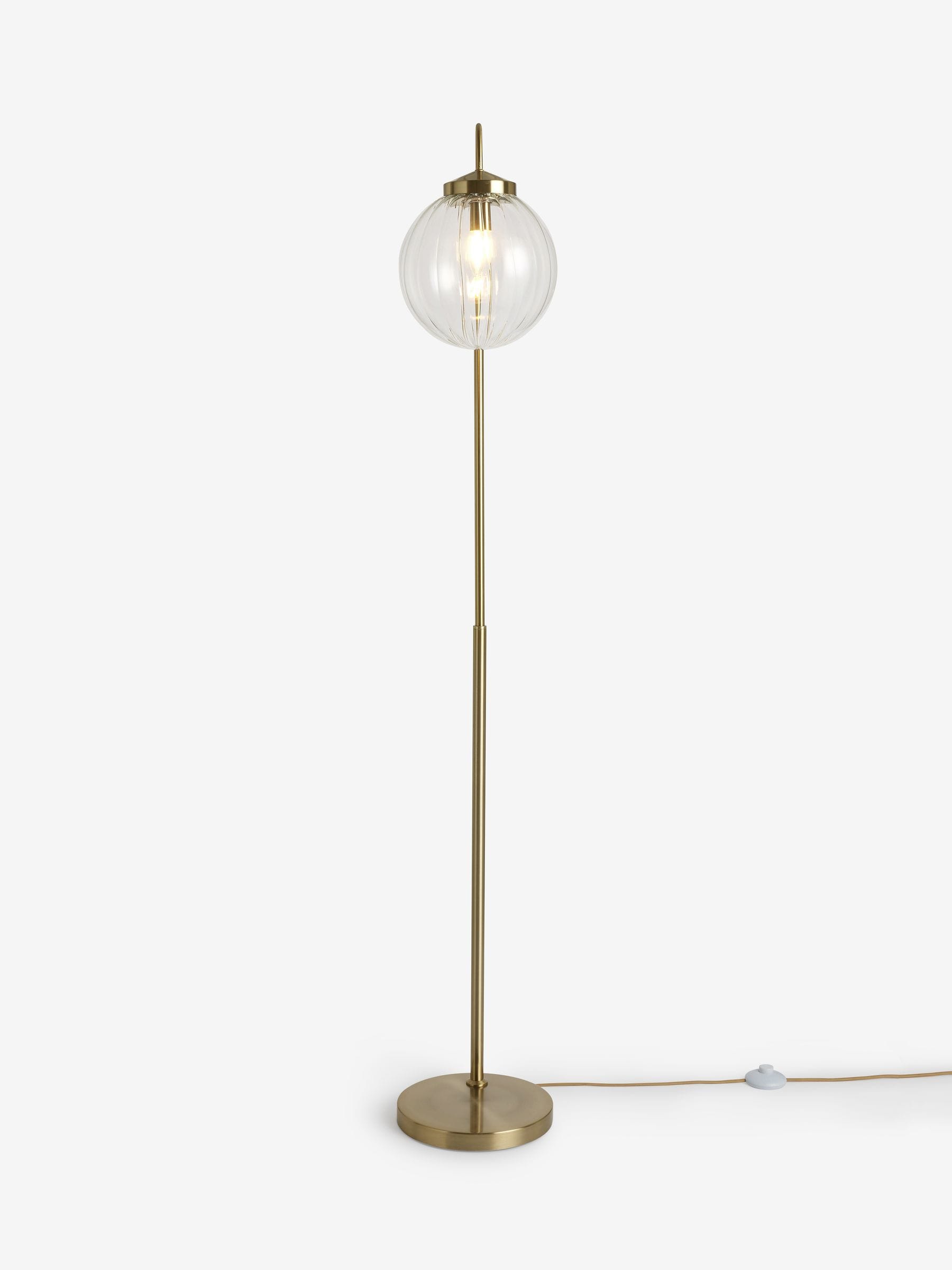 Lampe sur pied Bourton en laiton avec abat-jour en verre, version UK