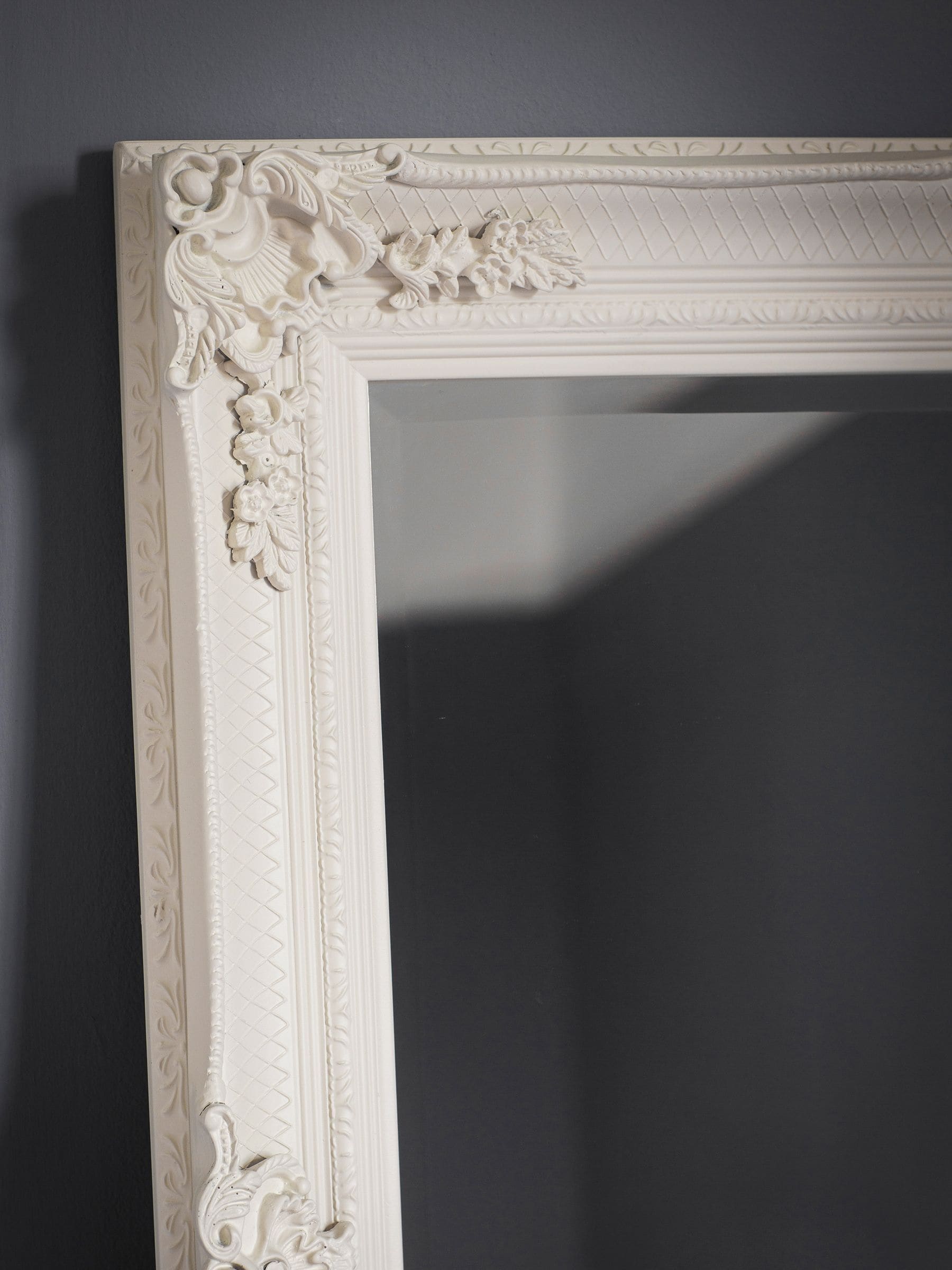 Gallery Home cream Assen leaner mirror, UK version