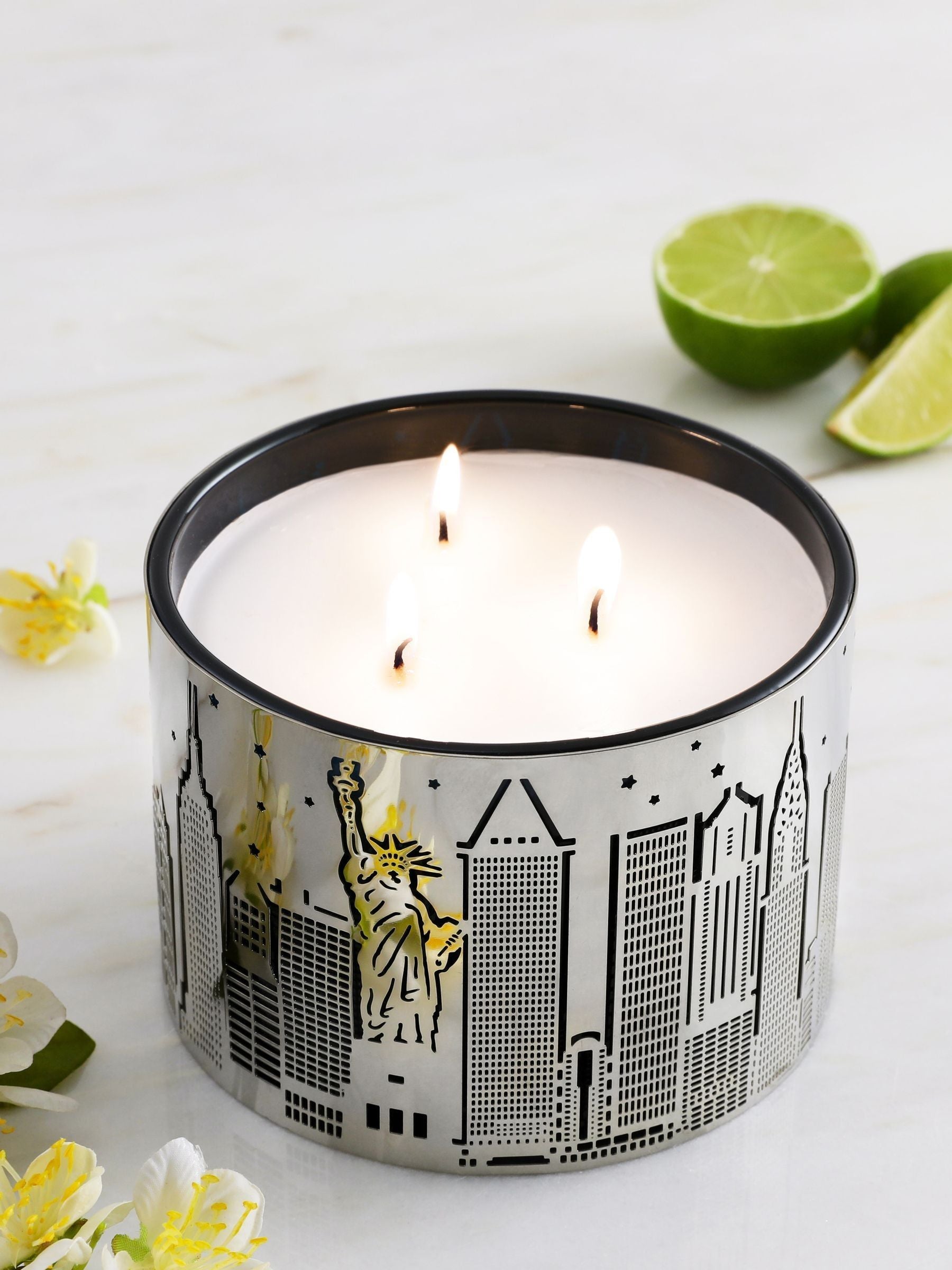 Collection Luxe New York Moonlight Amber & Jasmine Large 3 Wick Candle