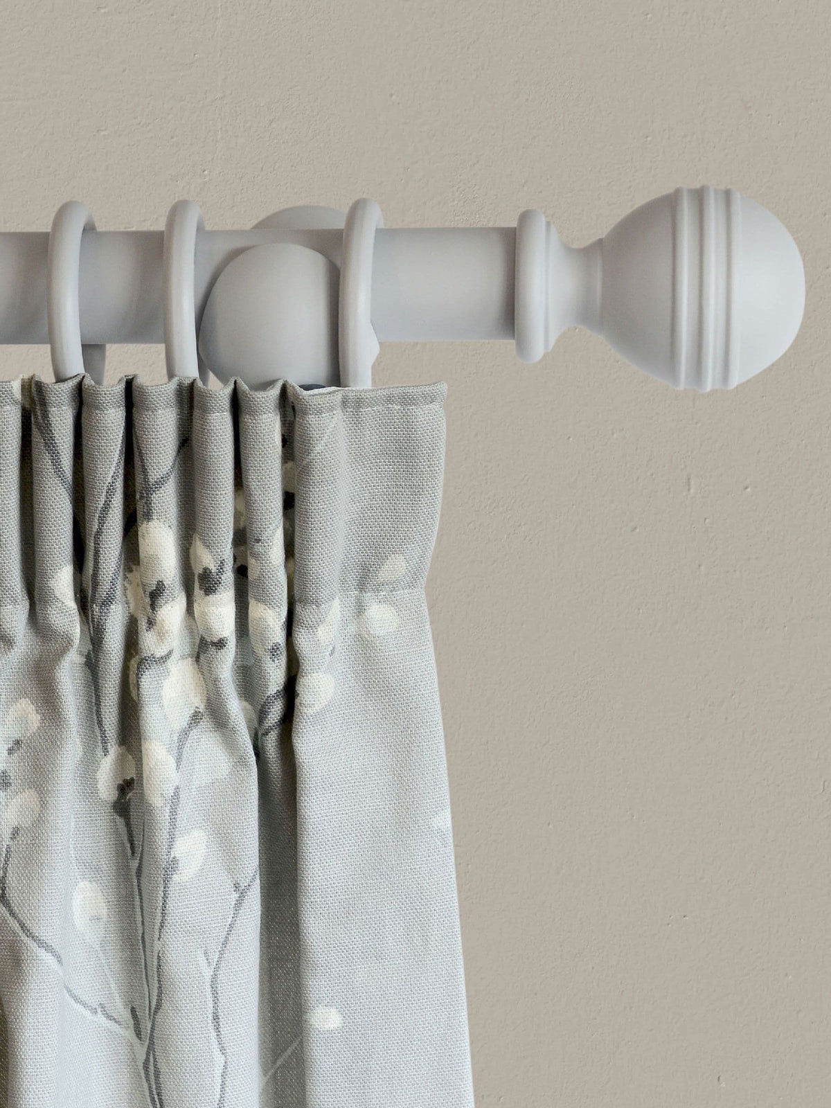 Laura Ashley pale dove grey ribbed ball curtain pole 35mm, UK version