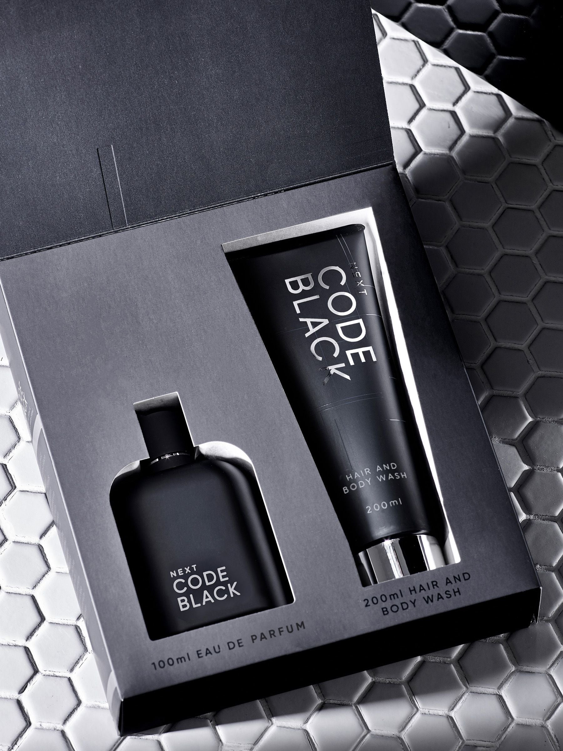 Code Black Eau de Parfum gift set 100ml, UK version