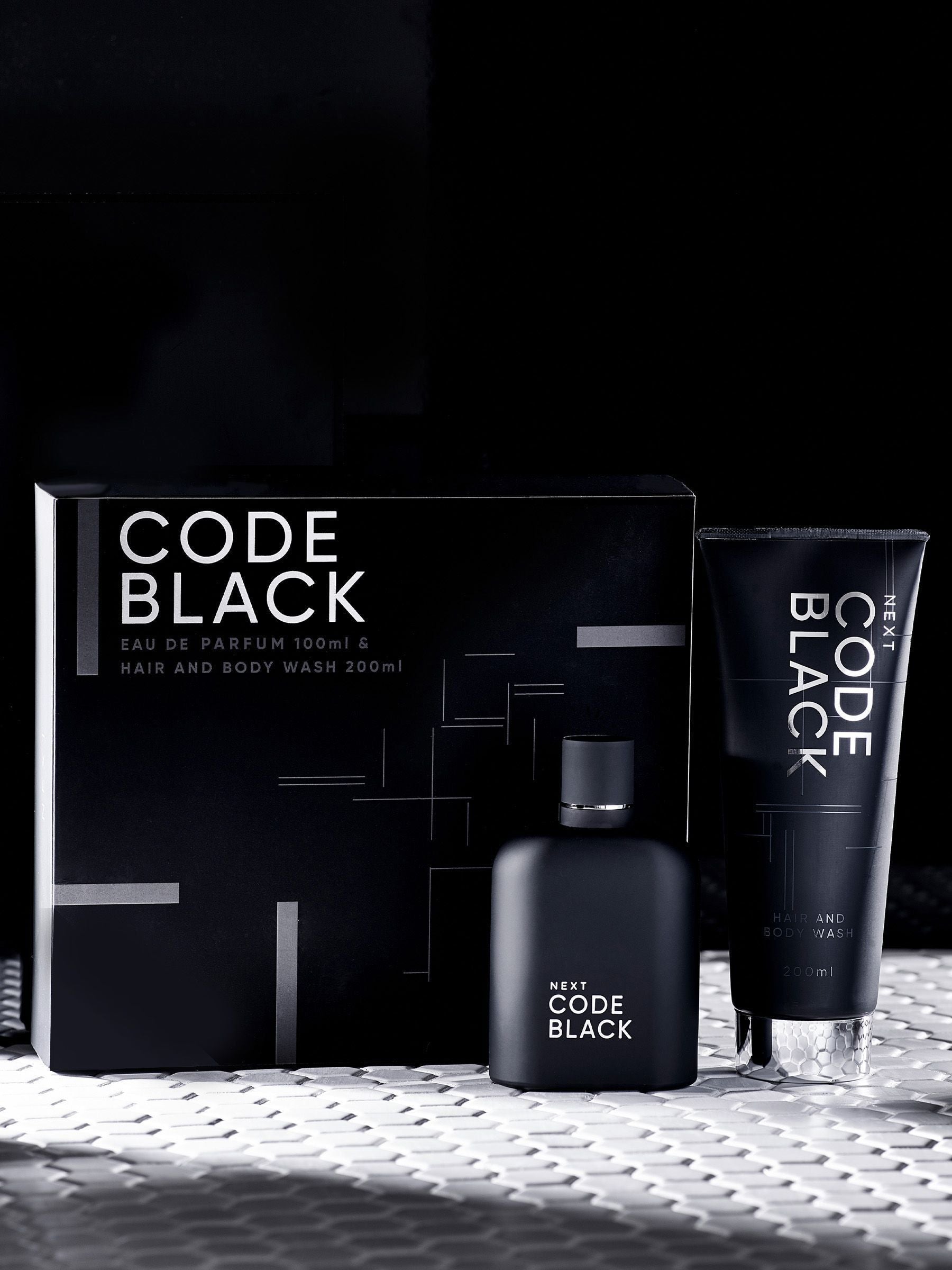 Code Black 100ml & Shower Gel Eau de Parfum & Bodycare Gift Set