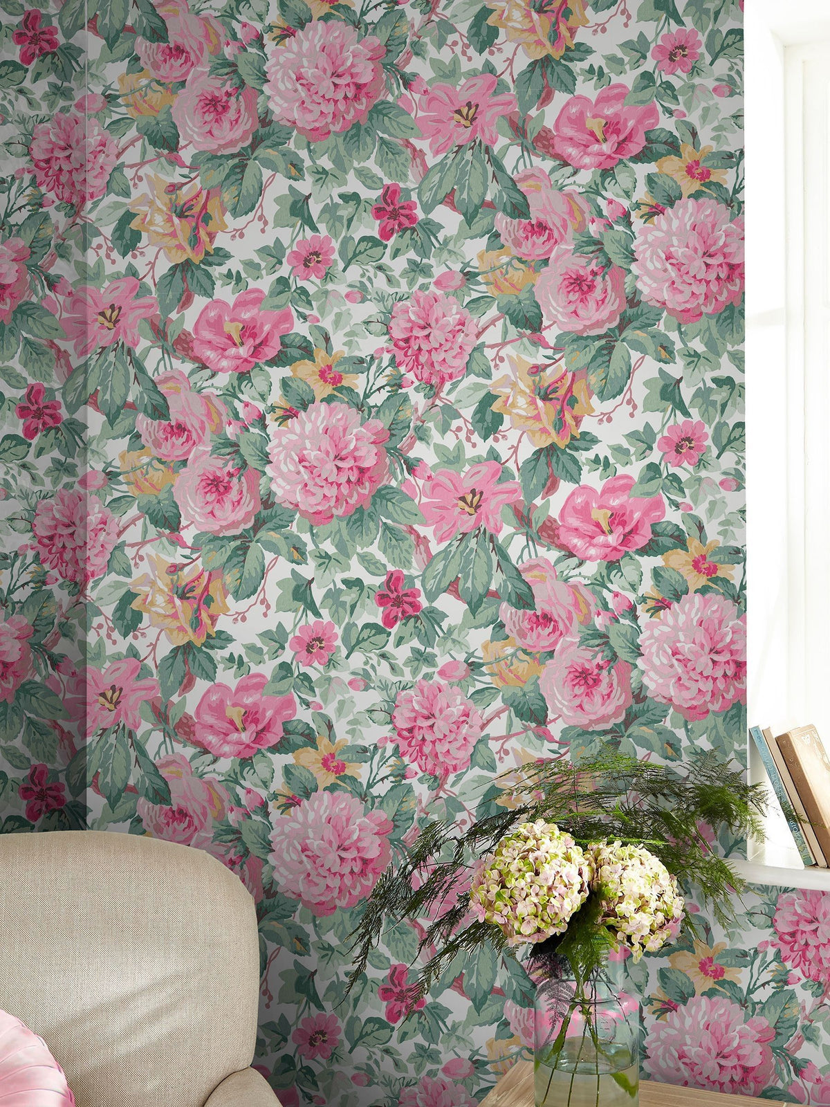 Laura Ashley Pink Aveline wallpaper 10m - British product