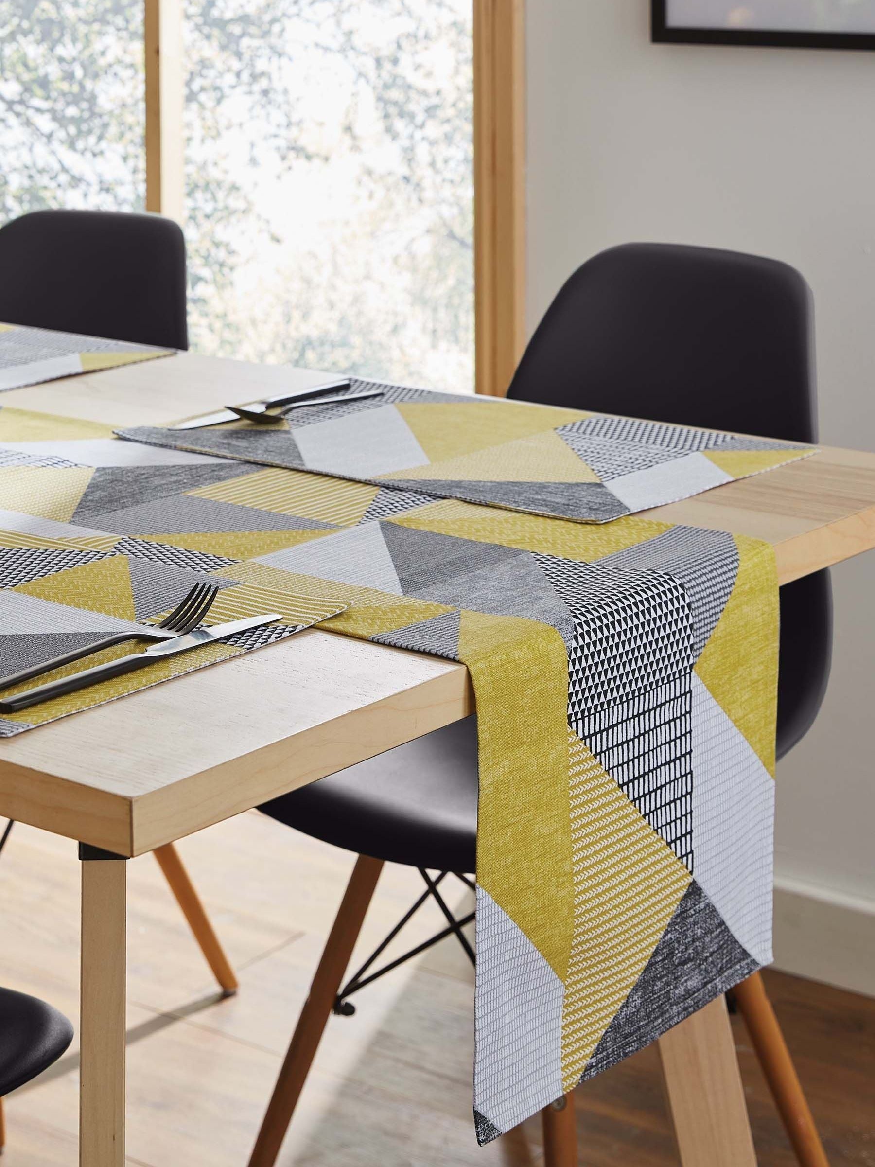 Catherine Lansfield Yellow Larsson Geo 100% Cotton Table Runner