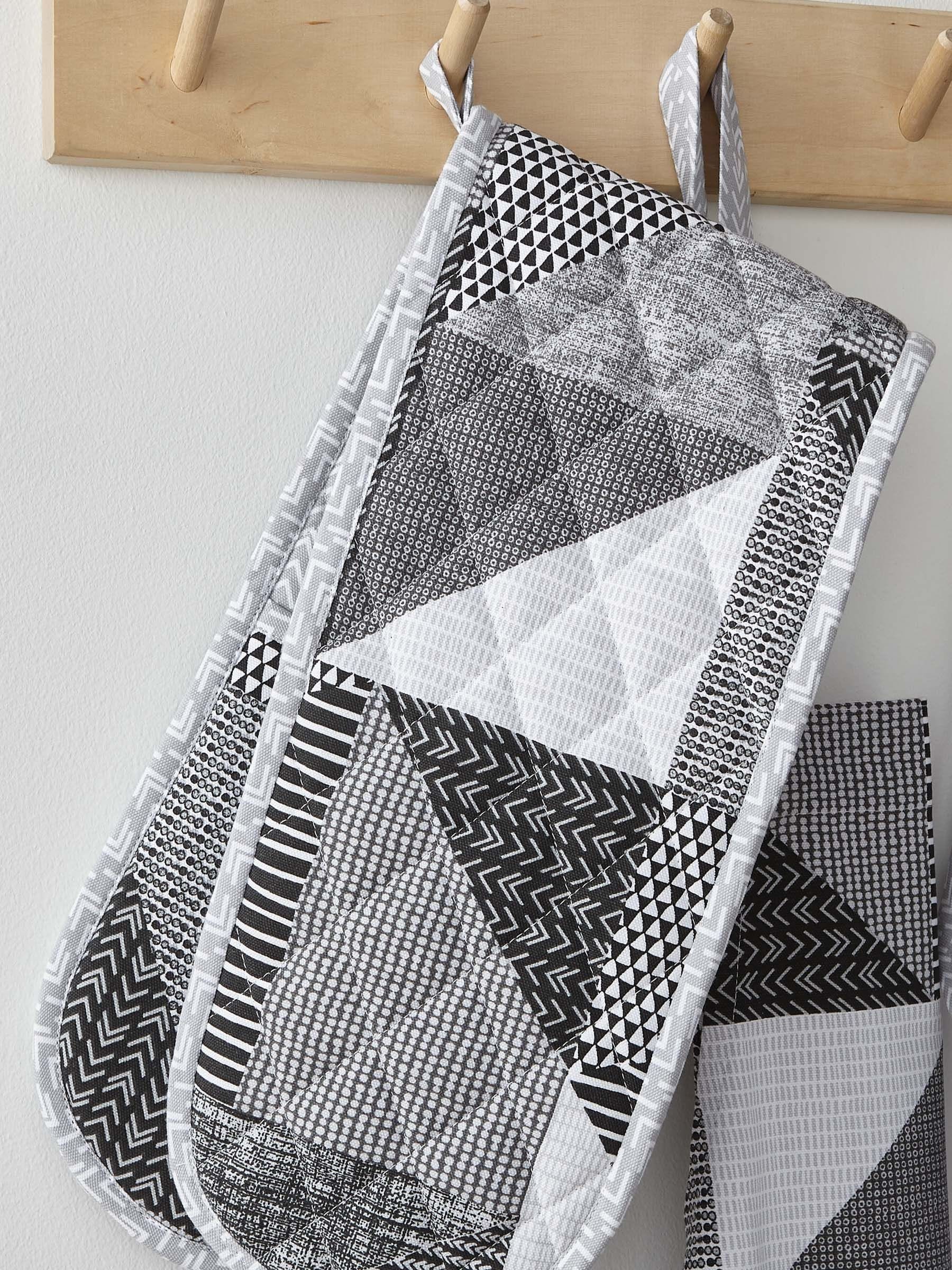 Catherine Lansfield Yellow Larsson Geo Double Oven Glove