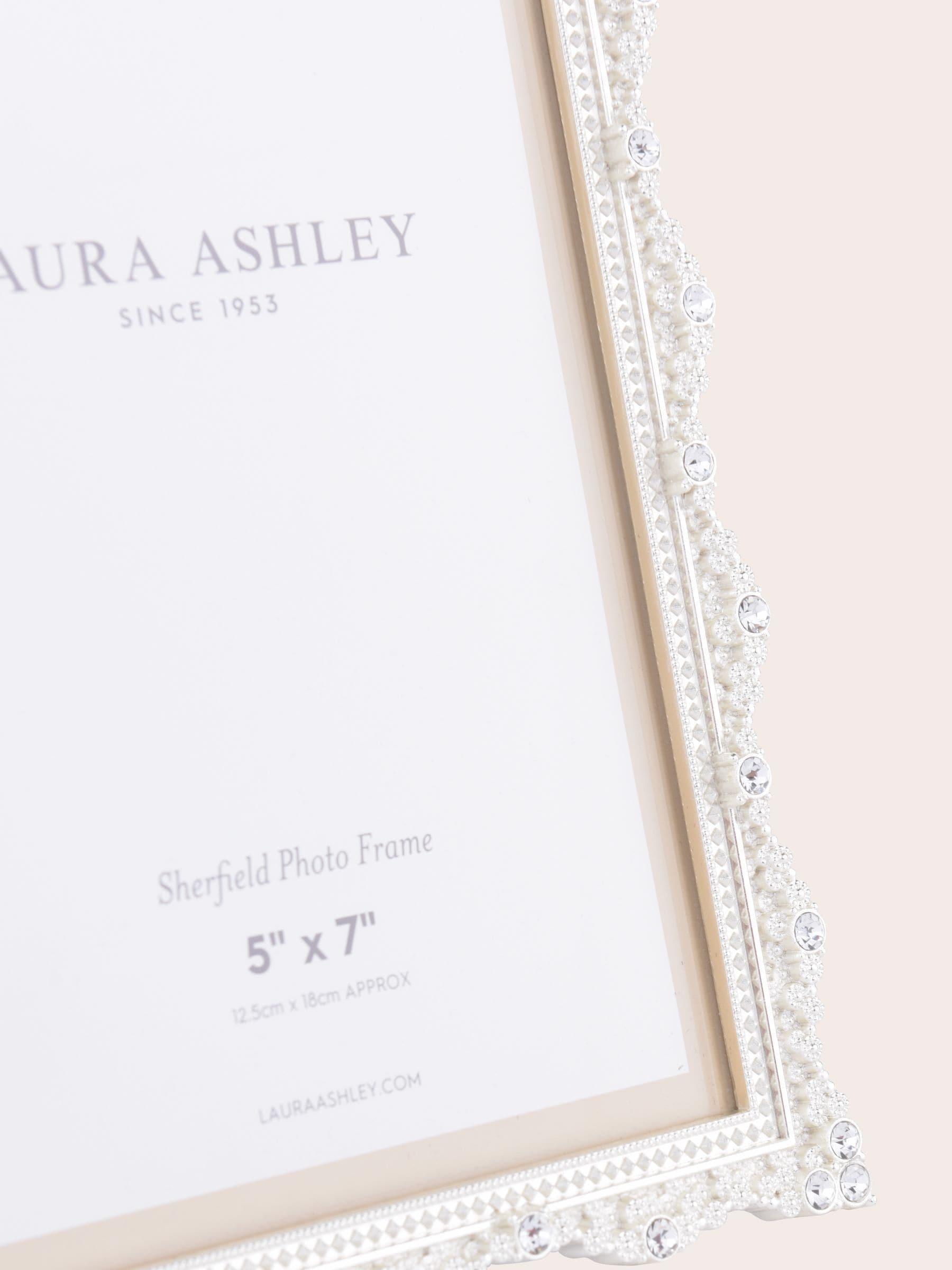 Laura Ashley Silver Sherfield silver plated picture frame, UK version
