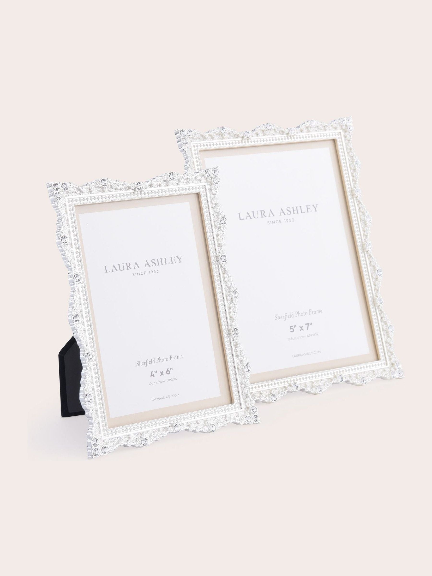 Laura Ashley Silver Sherfield silver plated picture frame, UK version