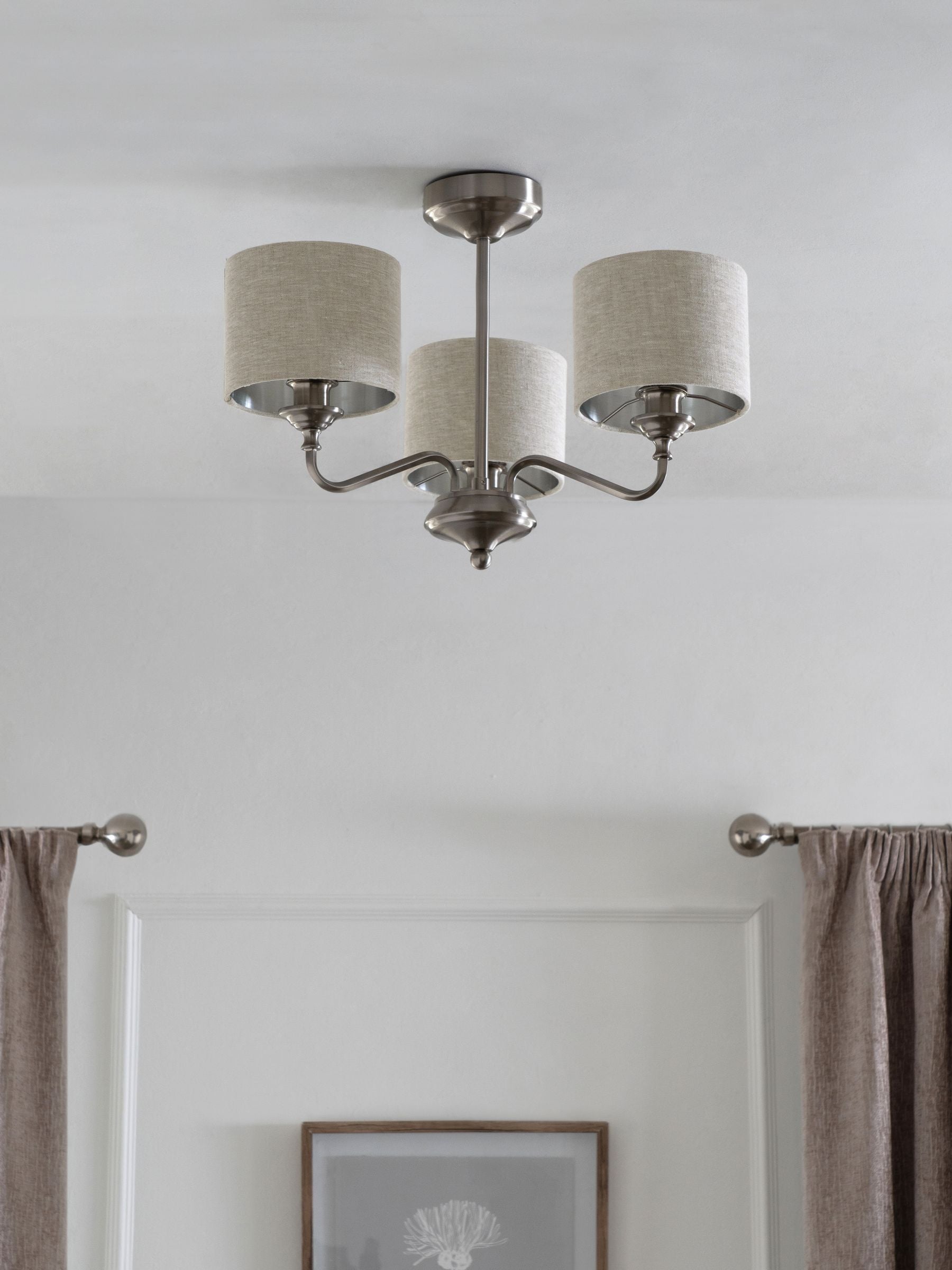 Lustre Burford Nickel Brossé trois lumières - Produit britannique