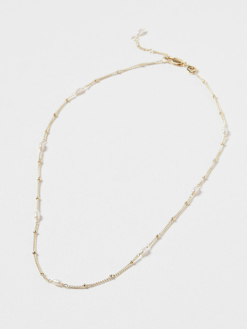 Oliver Bonas white pearl detail gold plated Mila chain necklace, UK version