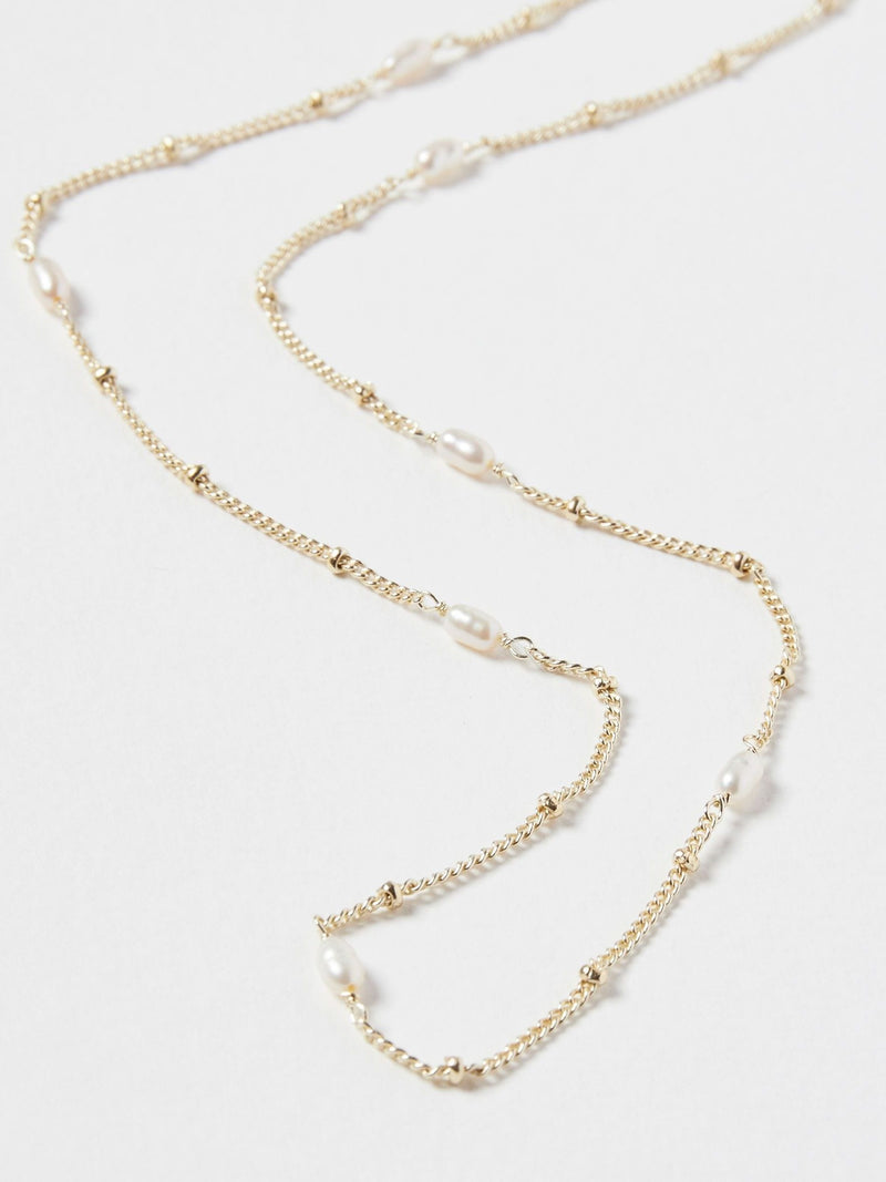 Oliver Bonas white pearl detail gold plated Mila chain necklace, UK version