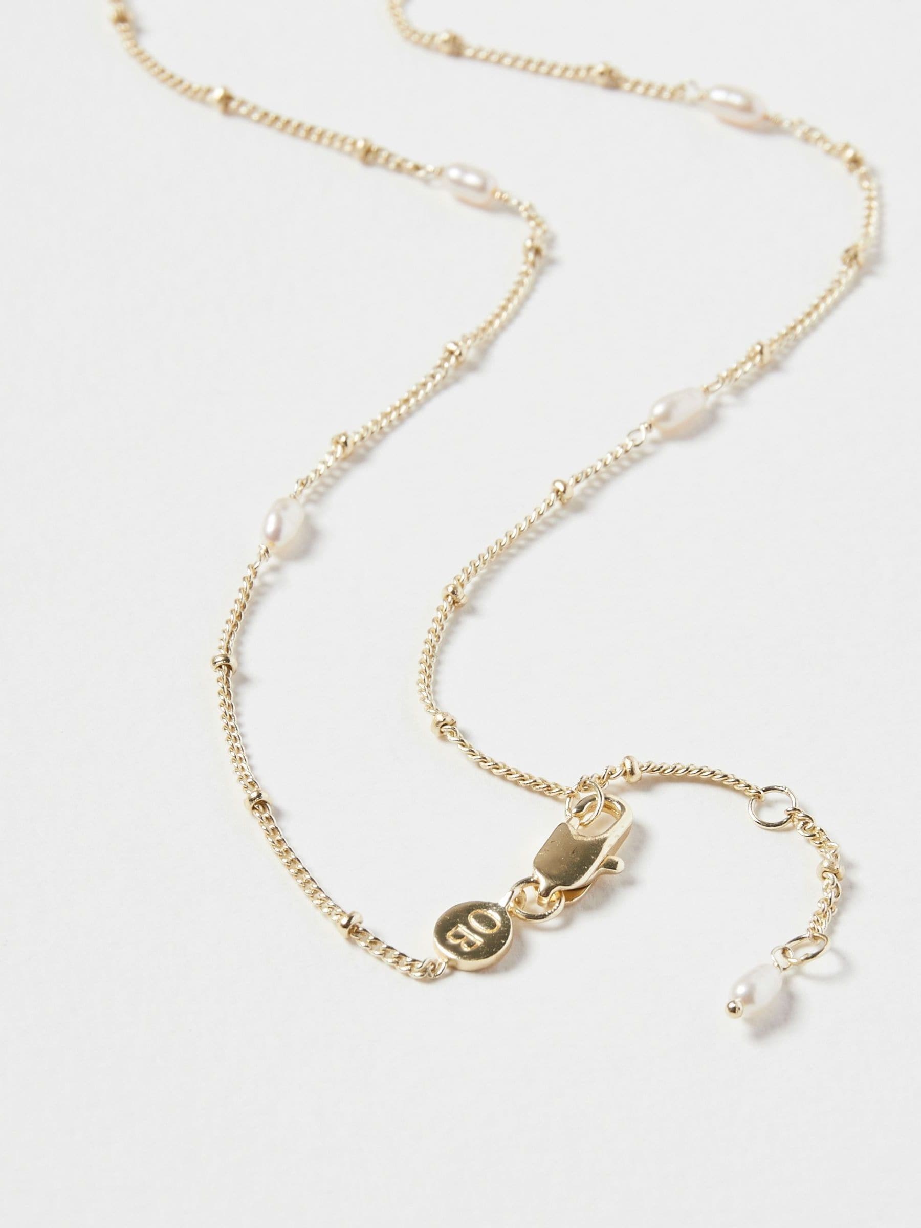 Oliver Bonas white pearl detail gold plated Mila chain necklace, UK version