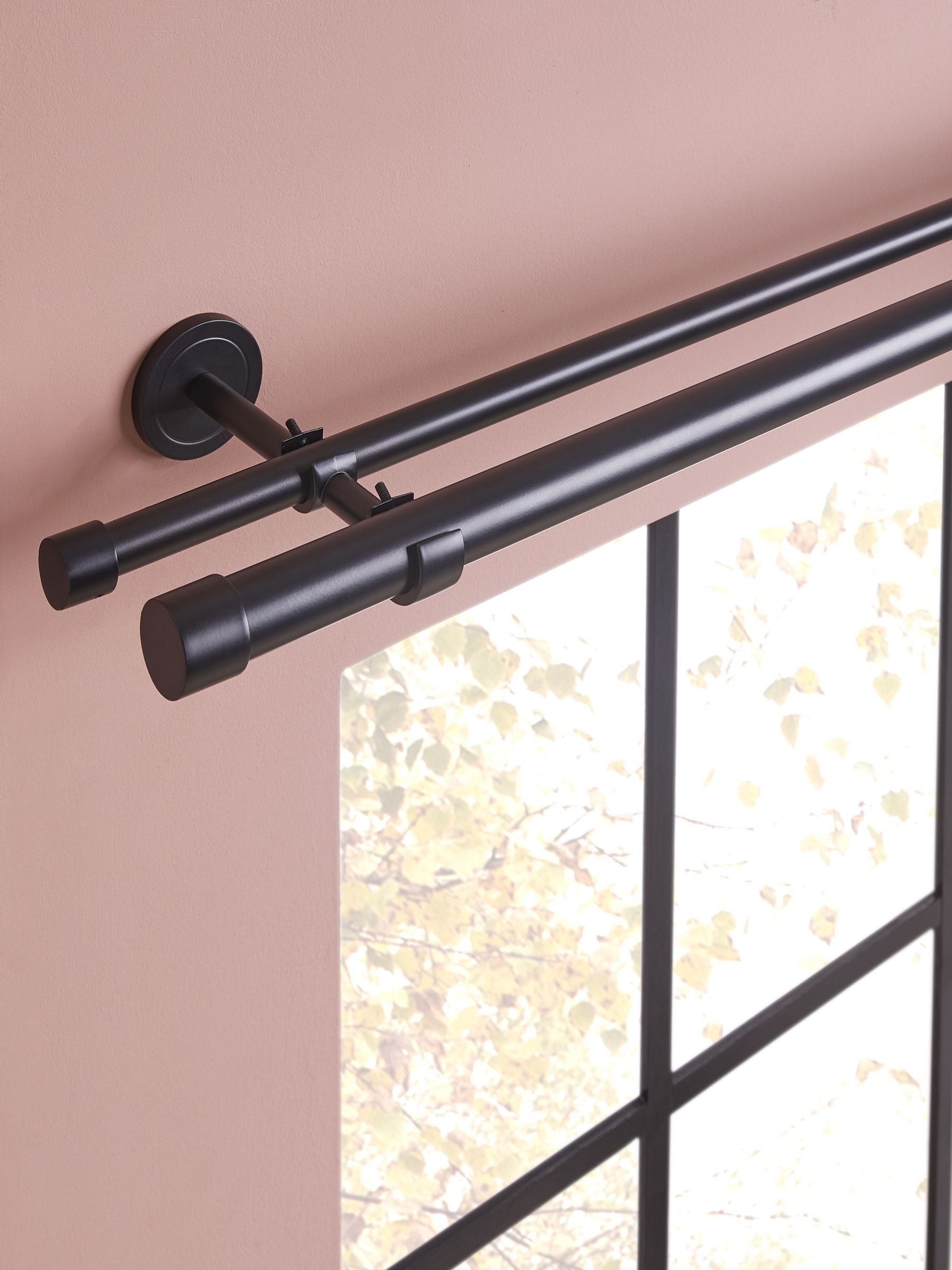 Black Extendable Double Curtain & Voile Pole Kit