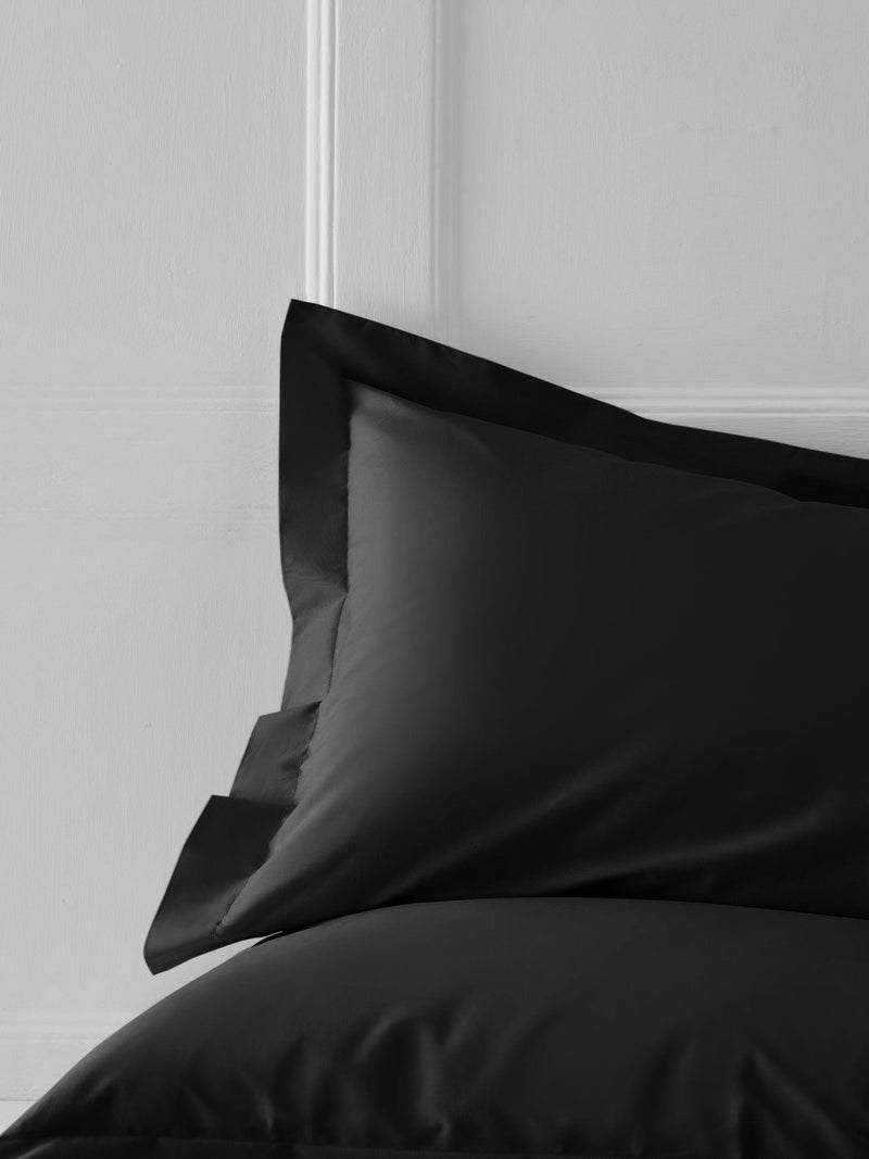 Set of 2 Black Cotton Rich Pillowcases