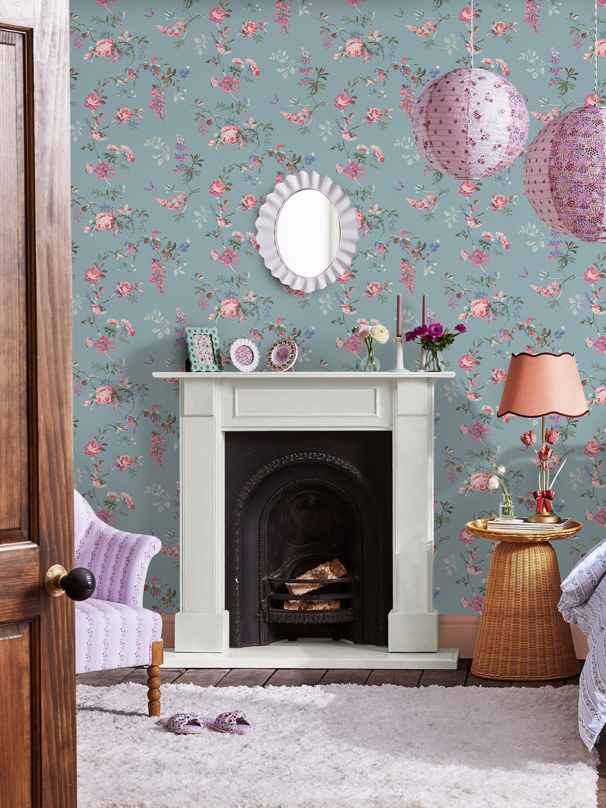 Cath Kidston wallpaper sample Summer Birds & Roses A4, UK version