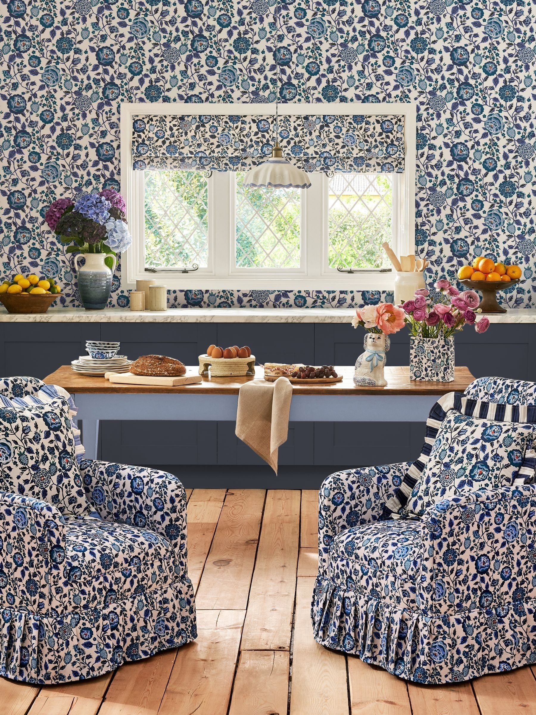 Cath Kidston wallpaper sample Navy Strawberry Garden A4 - British product