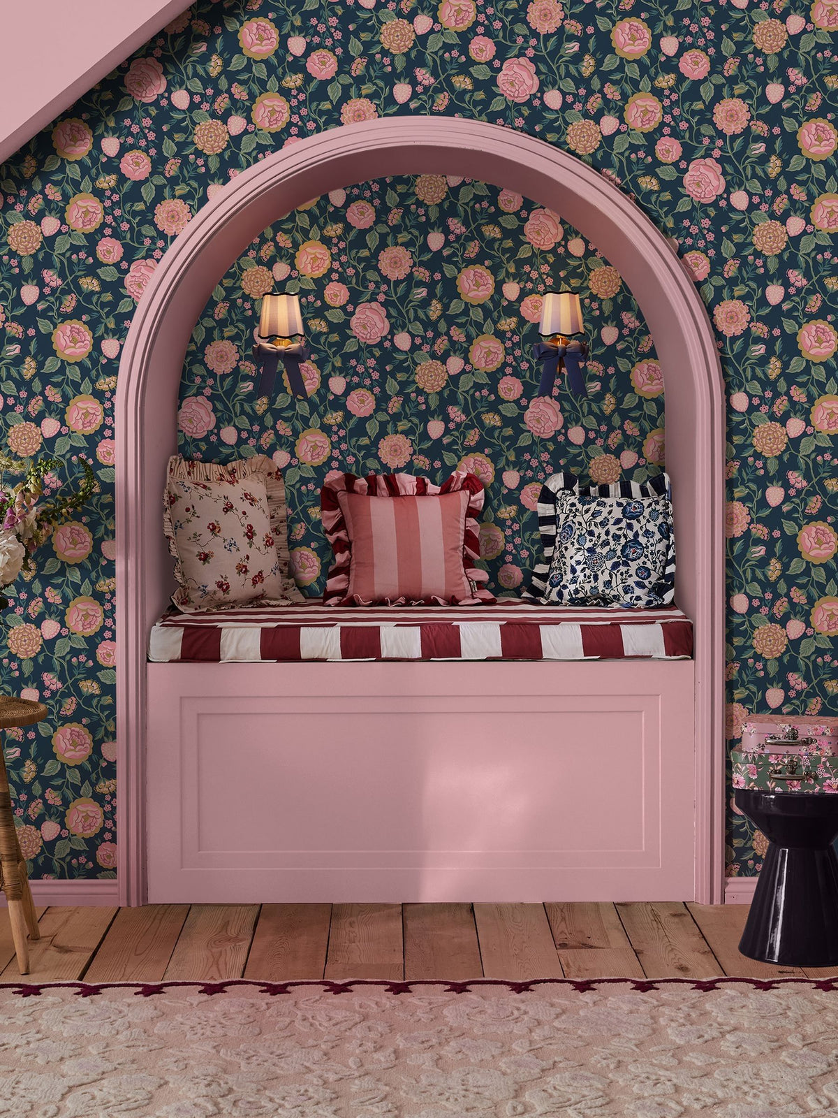 Cath Kidston wallpaper sample Navy Strawberry Garden A4 - British product