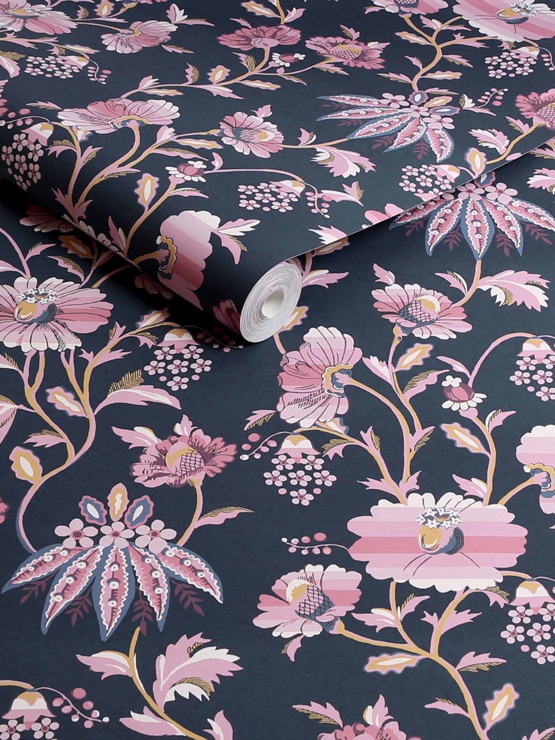 Cath Kidston Friendship Garden Navy wallpaper 10m, UK version