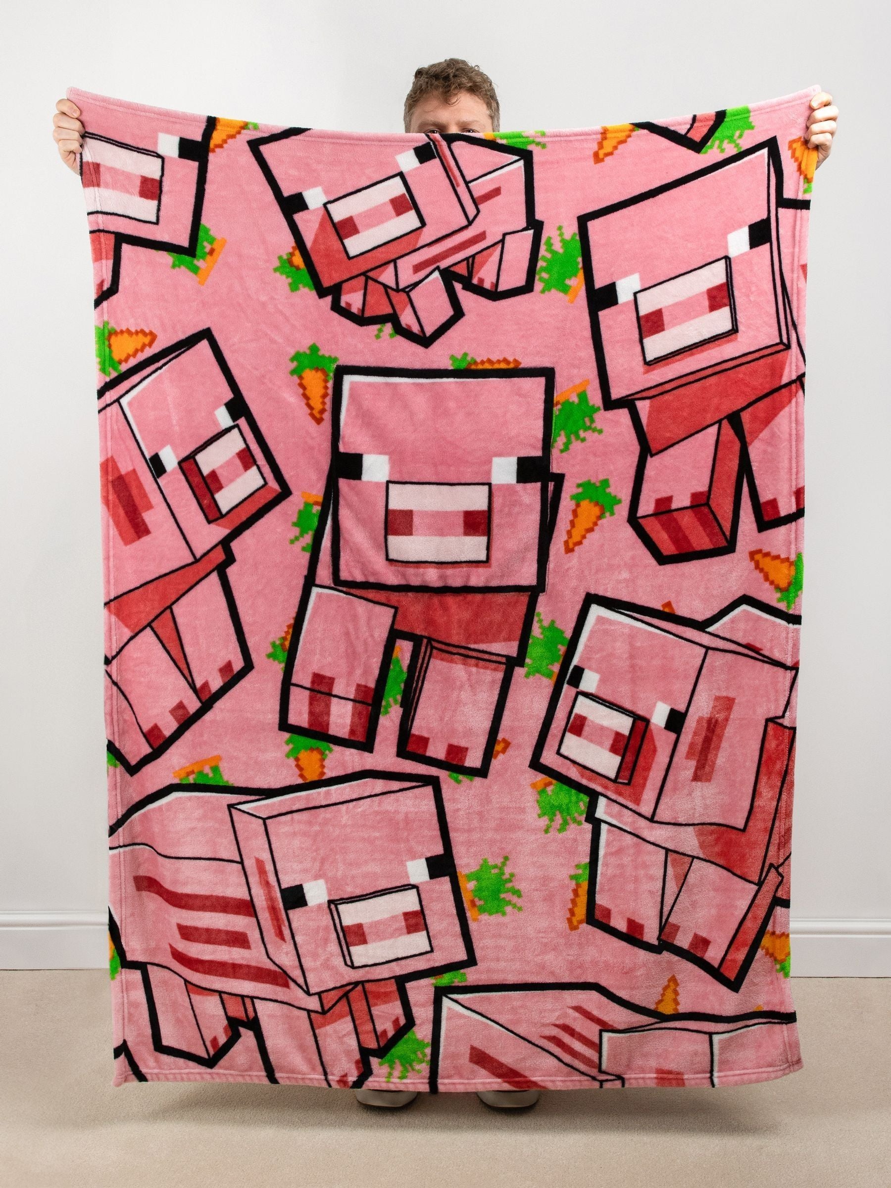 Minecraft pig cushion blanket 150x120cm, UK version