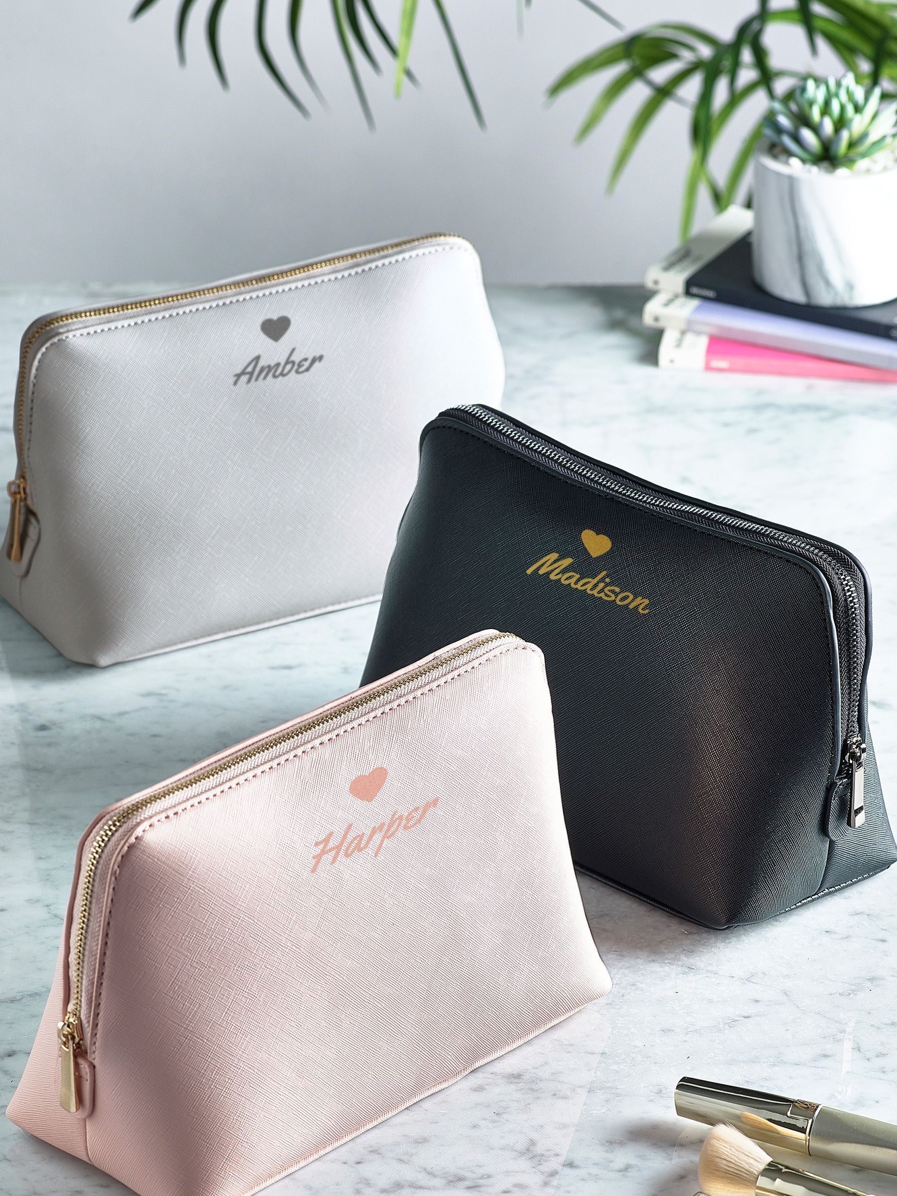 Loveabode personalised large heart makeup bag 25cm, UK version