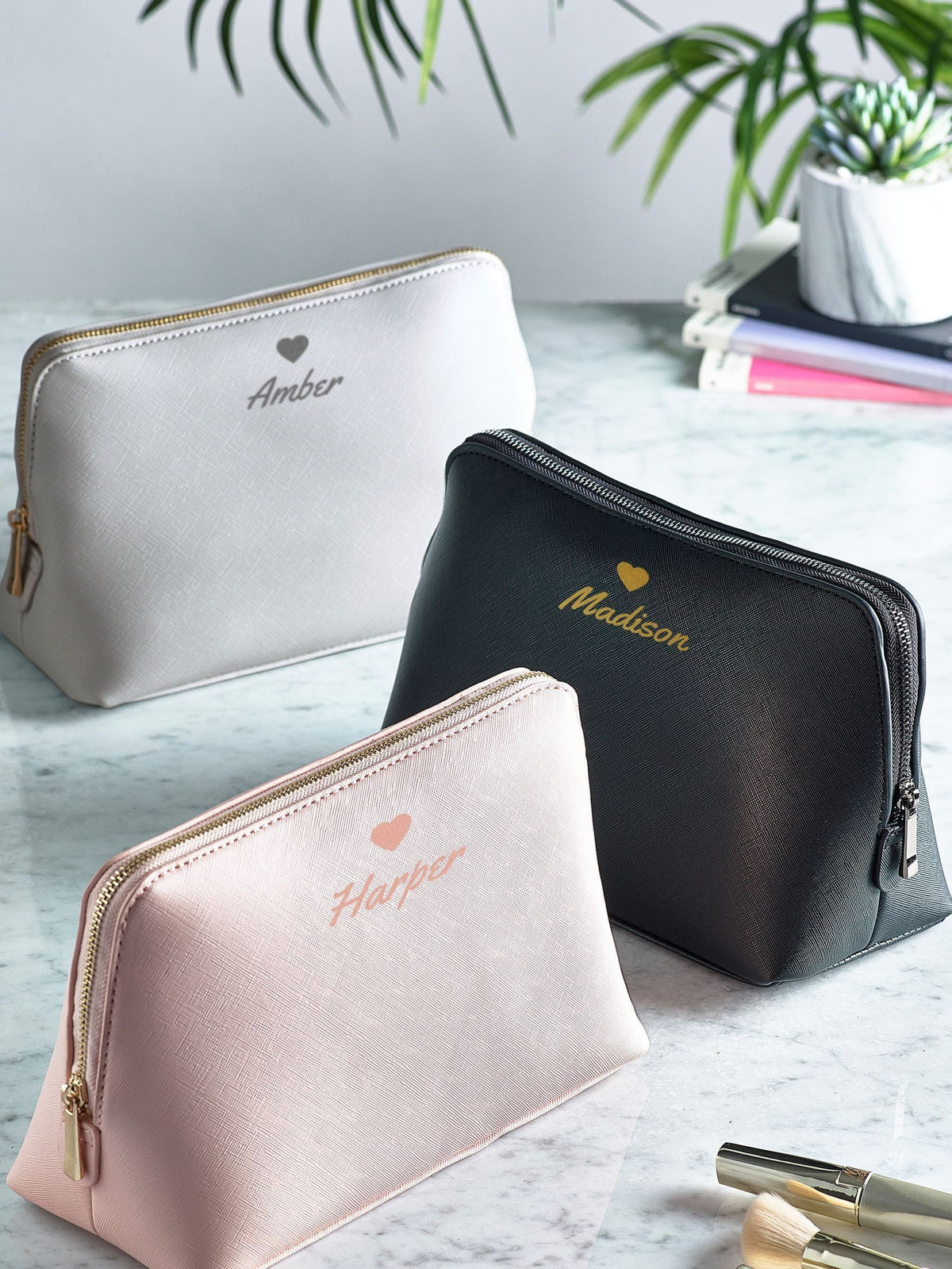 Loveabode personalised large heart makeup bag 25cm, UK version