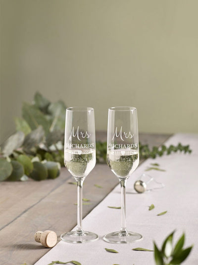 Next Loveabode Personalisierte Champagnerflötengläser, Set von 2 – Jetzt bei McGrocer kaufen