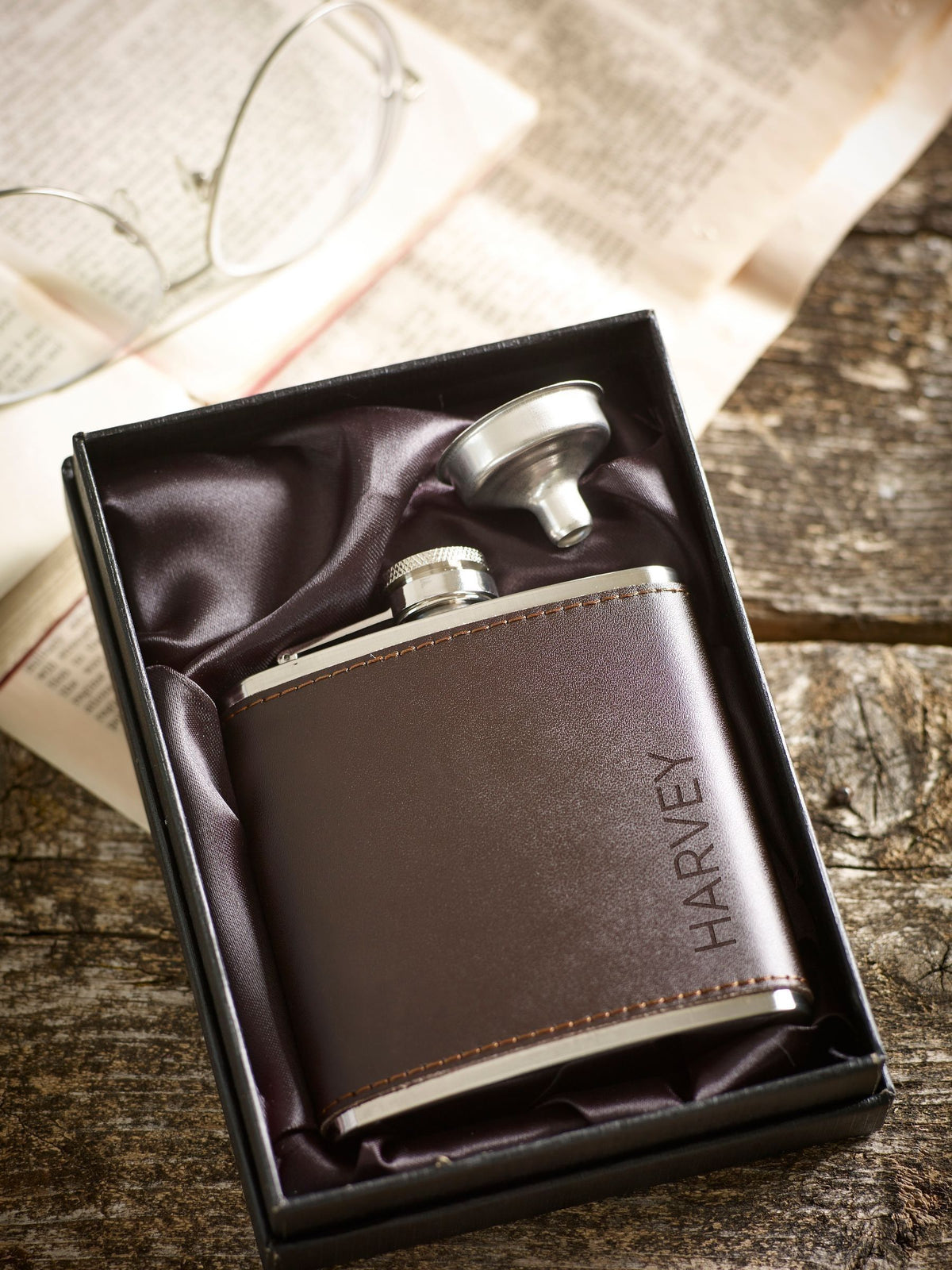 Loveabode personalised PU hip flask, UK version