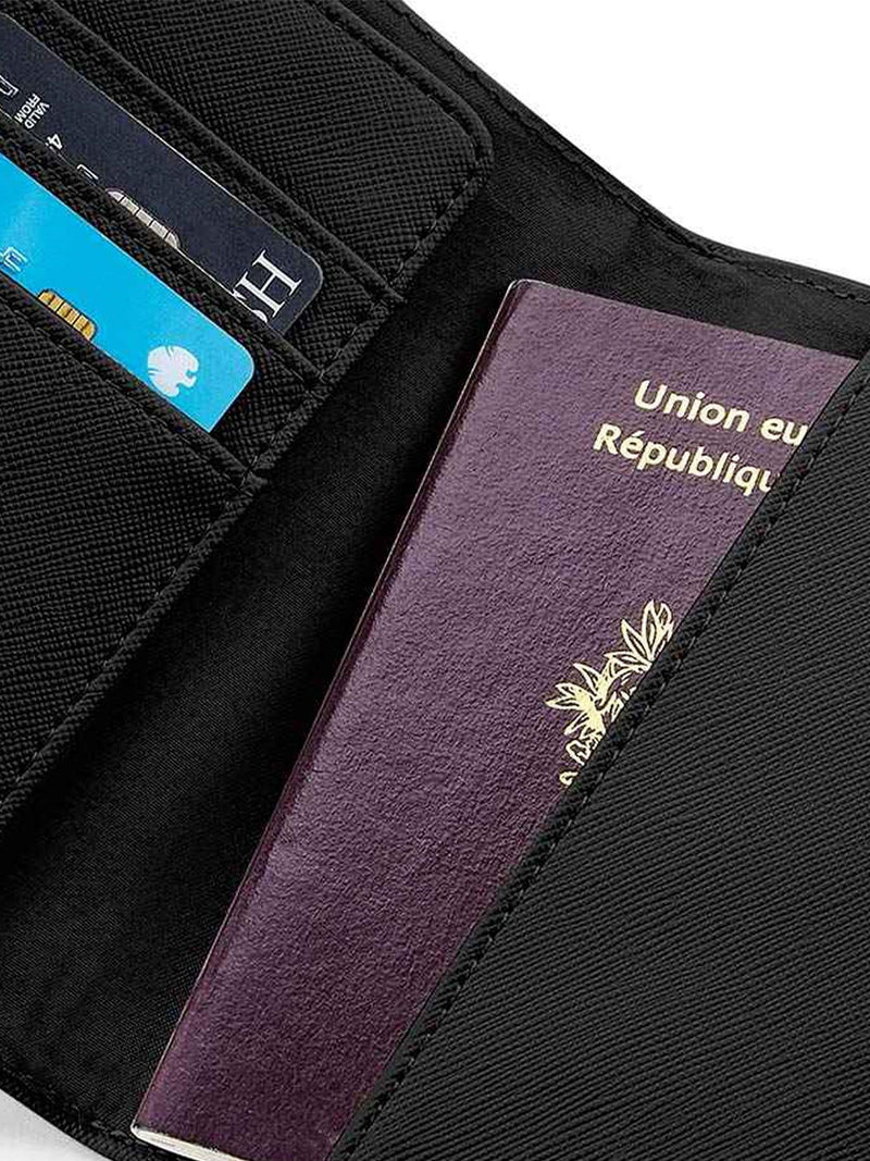 Loveabode passport cover and luggage tag set, imported from the UK