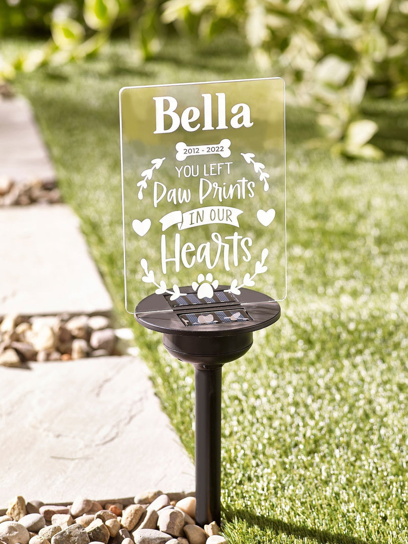 Loveabode personalised solar pet memorial stake light, UK version