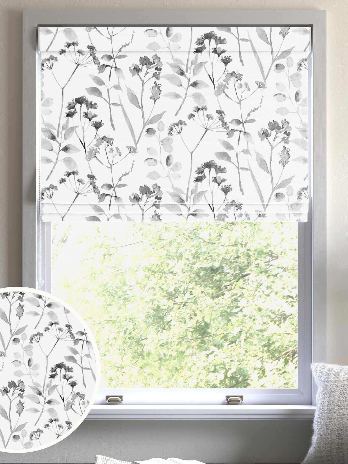 Next Isla Floral roman blind black white 100% cotton - British product