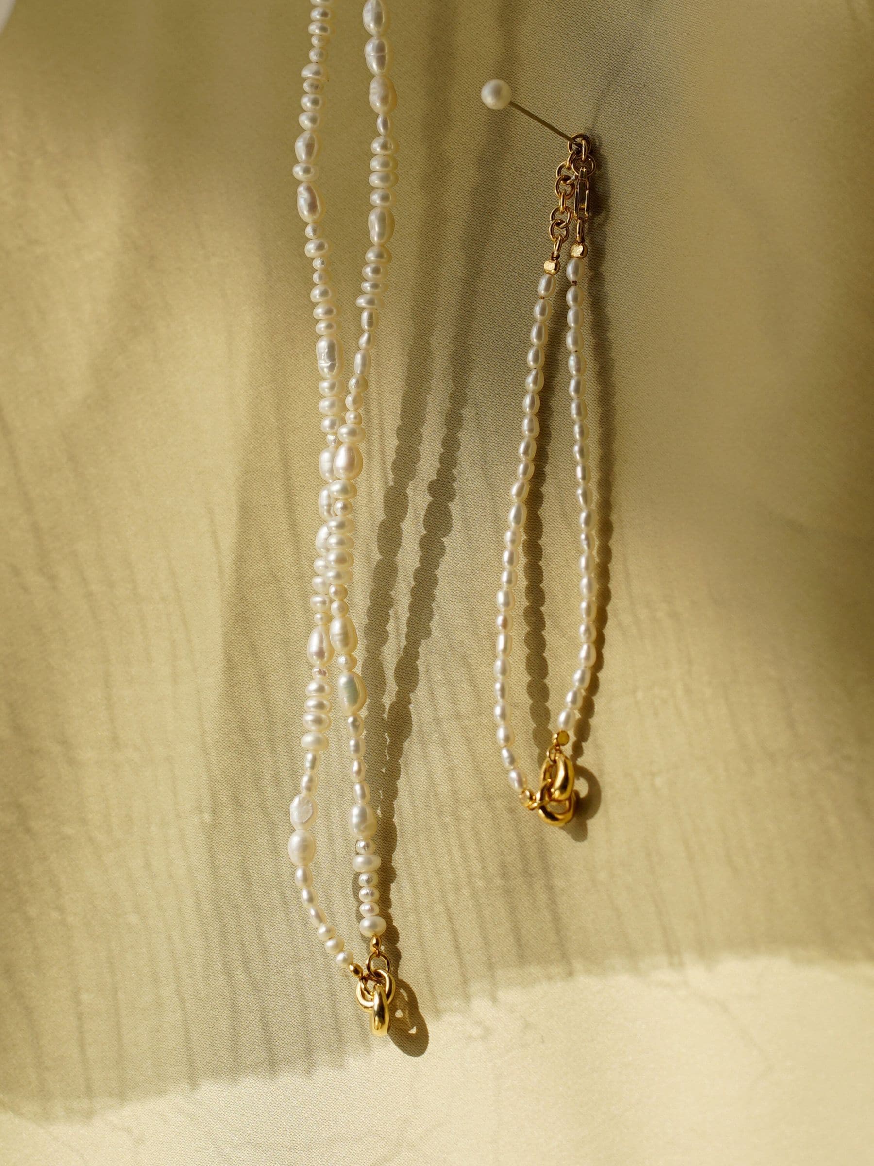 Otiumberg pearl link up necklace with freshwater pearls, imported from the UK