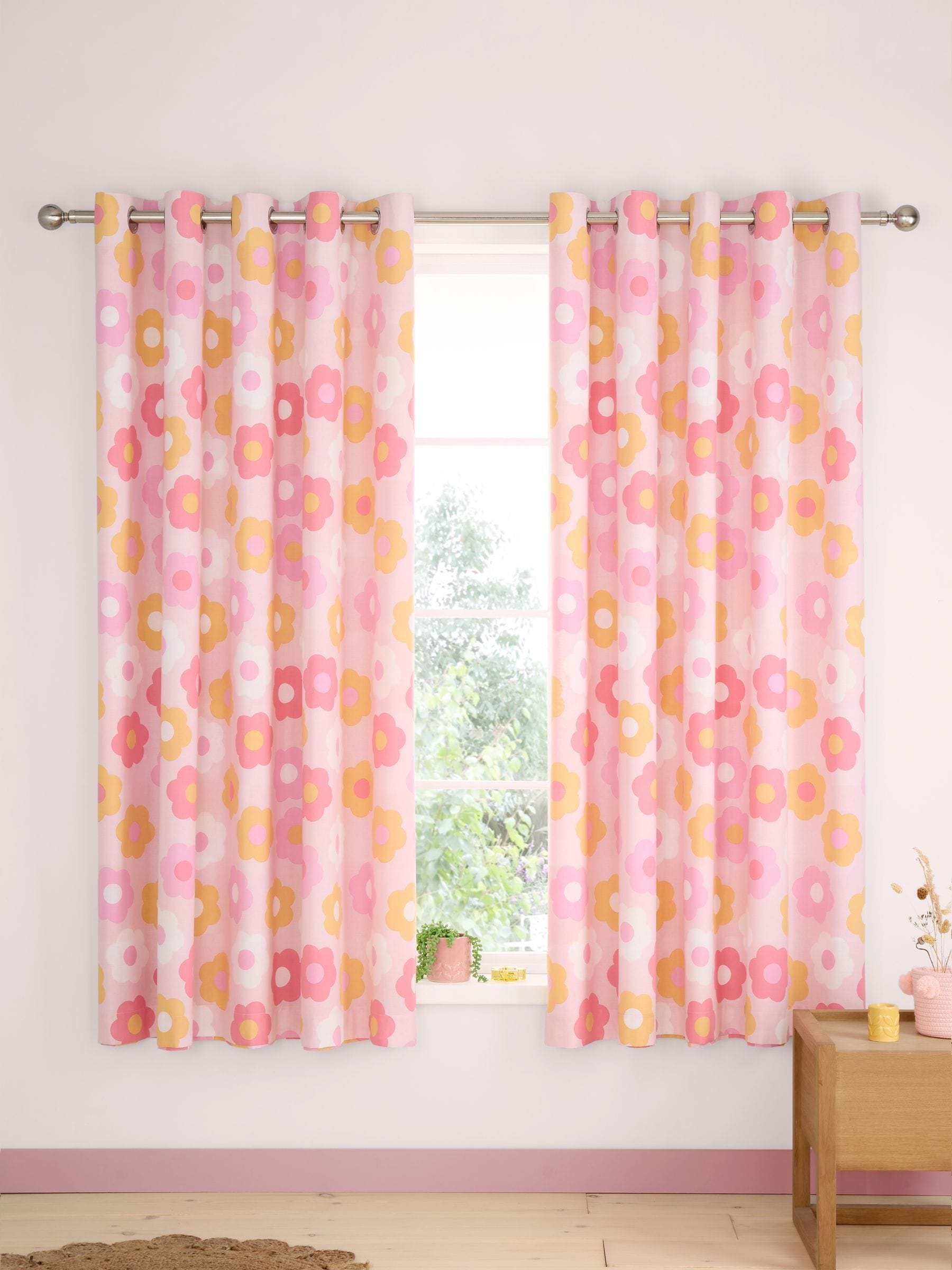 Catherine Lansfield retro daisy eyelet curtains 168x183cm, UK version