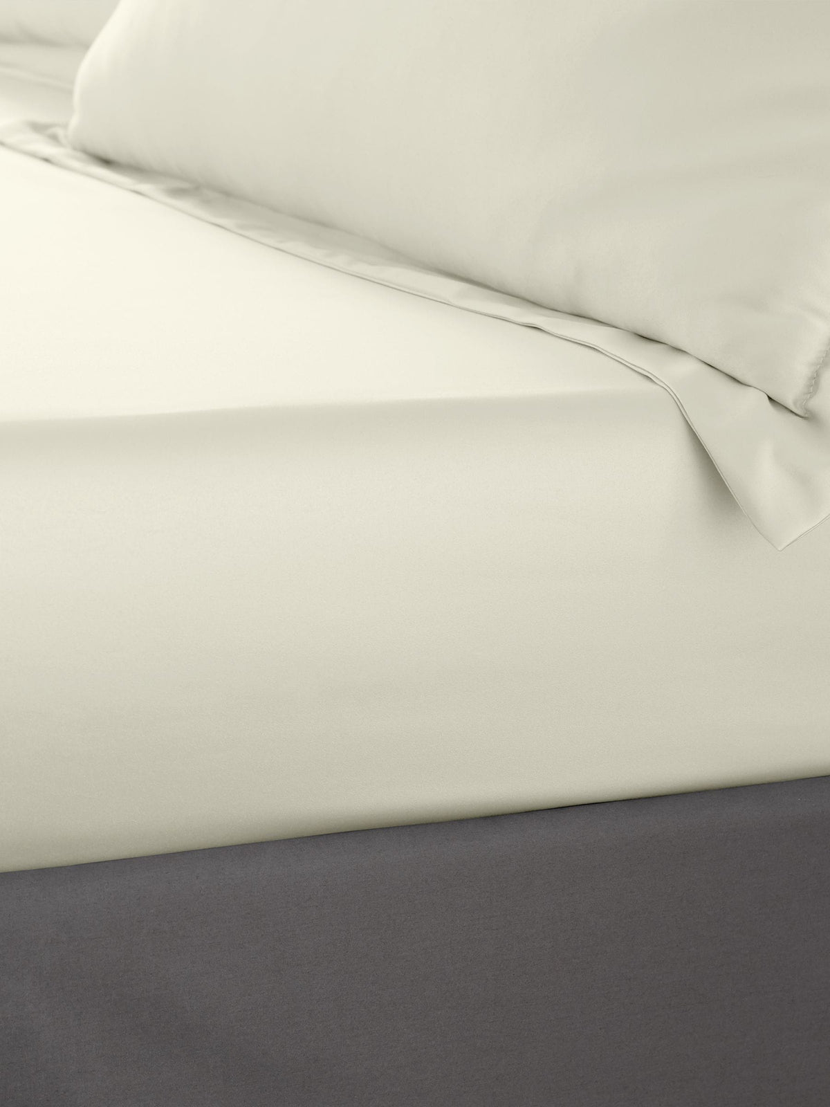 Catherine Lansfield Champagne Silky Soft Satin Fitted Sheet