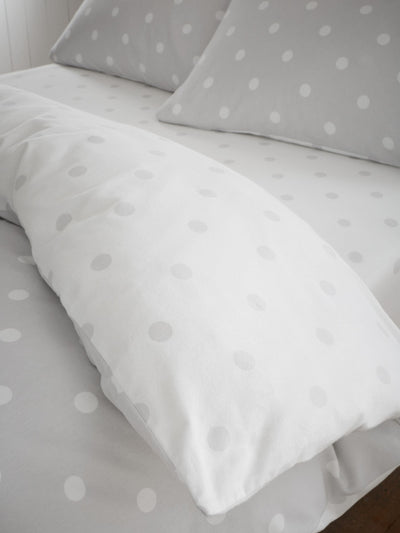 Catherine Lansfield Drap-housse Plat Coton Effiloché 100% Supersoft Gris Argenté Pois Next - Acheter en ligne chez McGrocer