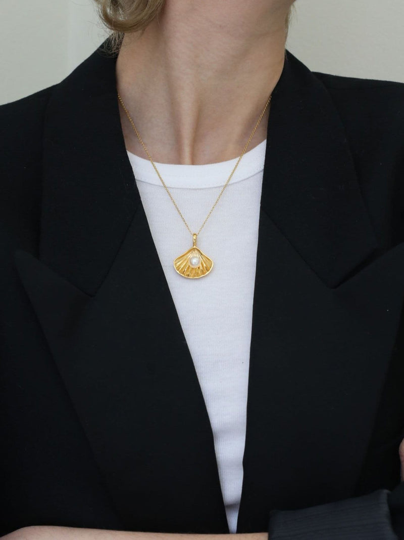 Hermina Athens gold plated Kochyli thin chain necklace, imported from the UK