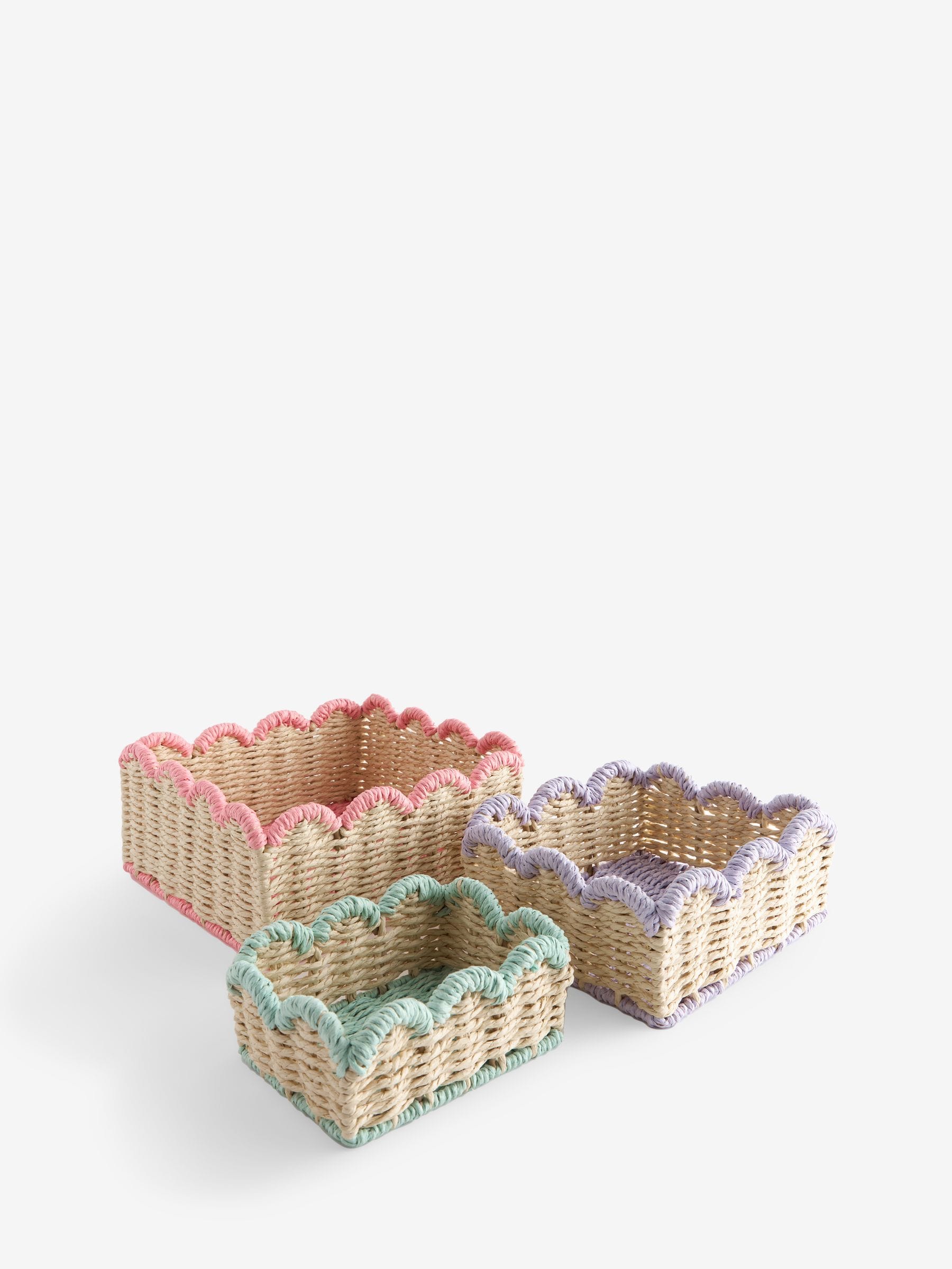 Set of 3 pastel mini scallop storage baskets (British brand)