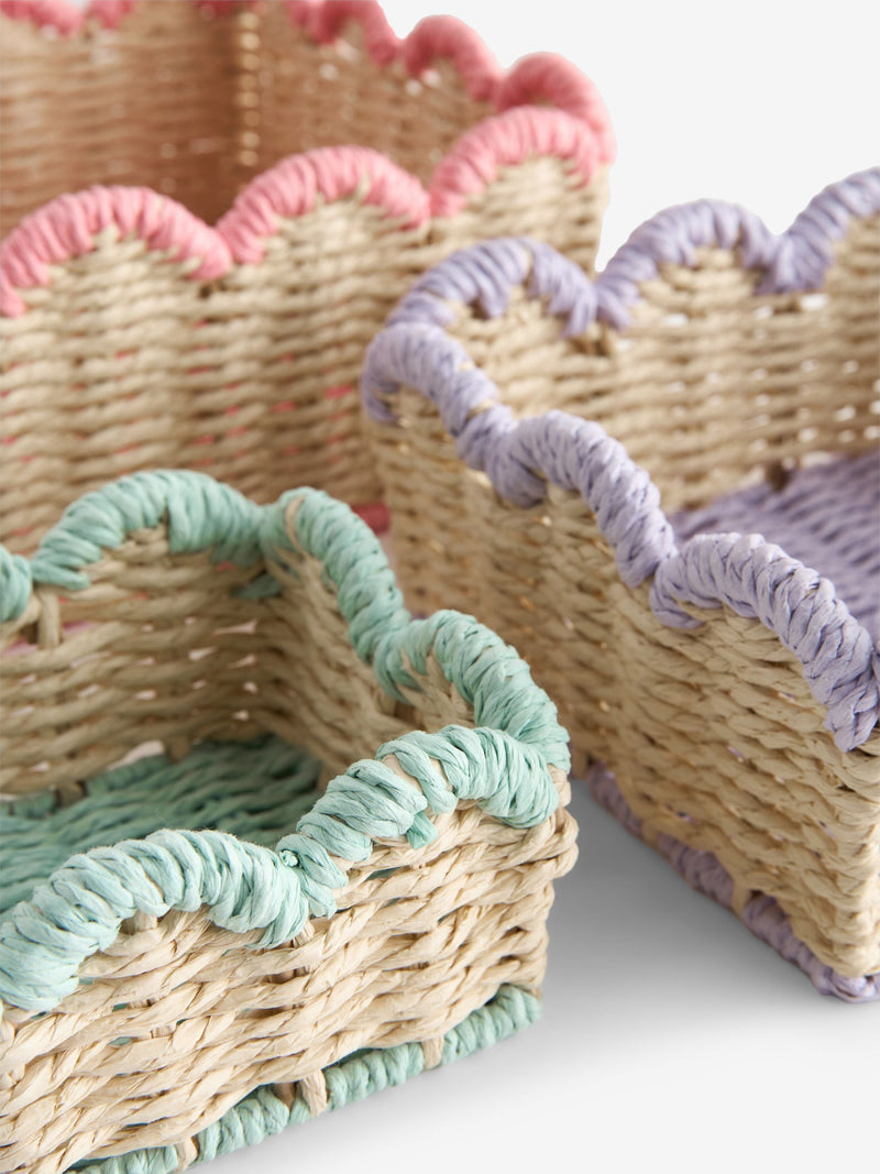 Set of 3 pastel mini scallop storage baskets (British brand)