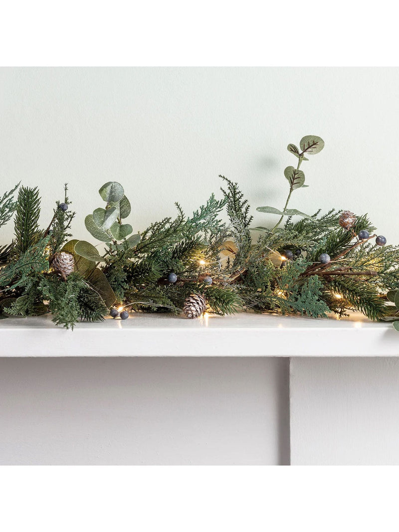 Lights4fun pre lit frost berry and pinecone garland 2m, UK version