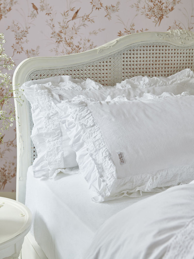 Shabby Chic by Rachel Ashwell pink broderie anglaise ruffle pillowcases set of 2 (British brand)