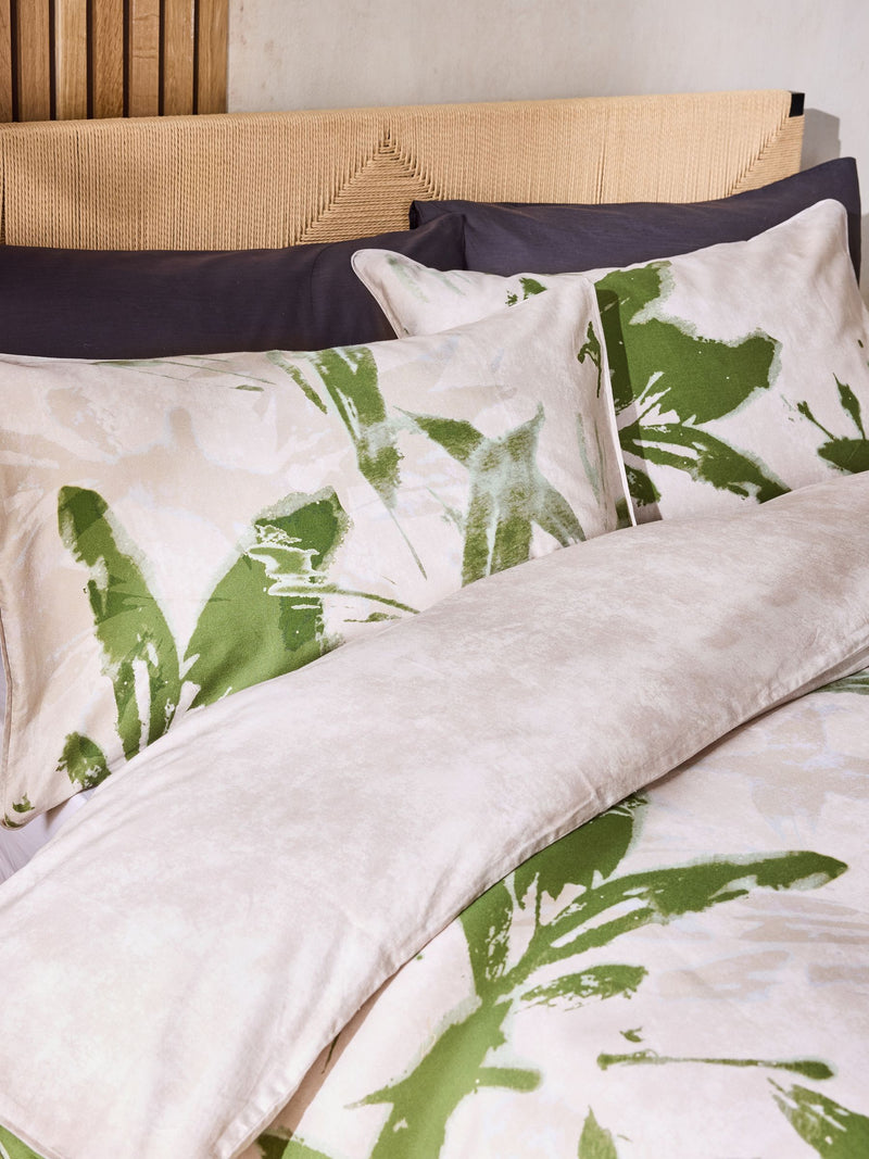 French Connection Green Azzurra duvet cover and pillowcase set - British product
