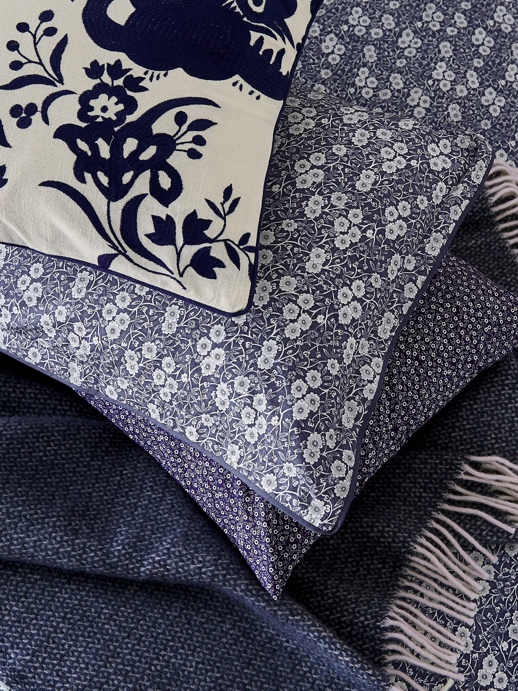Burleigh Blue Calico duvet cover and pillowcase set - British product