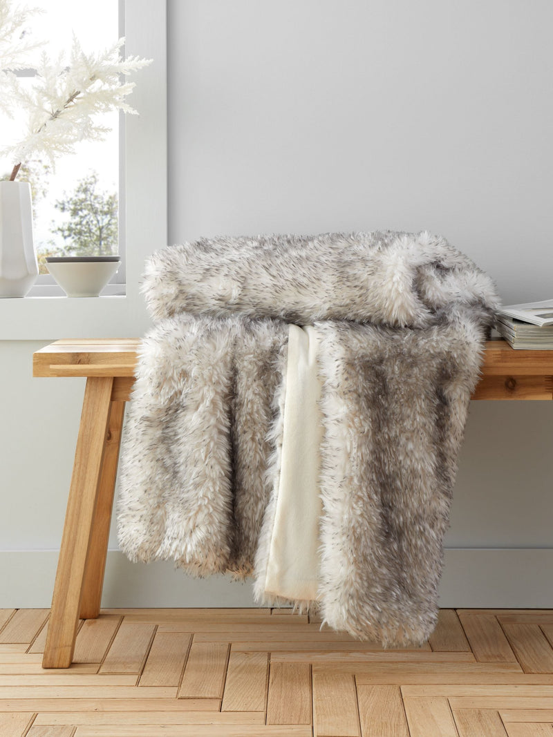 Catherine Lansfield silver grey arctic fox faux fur throw - British product