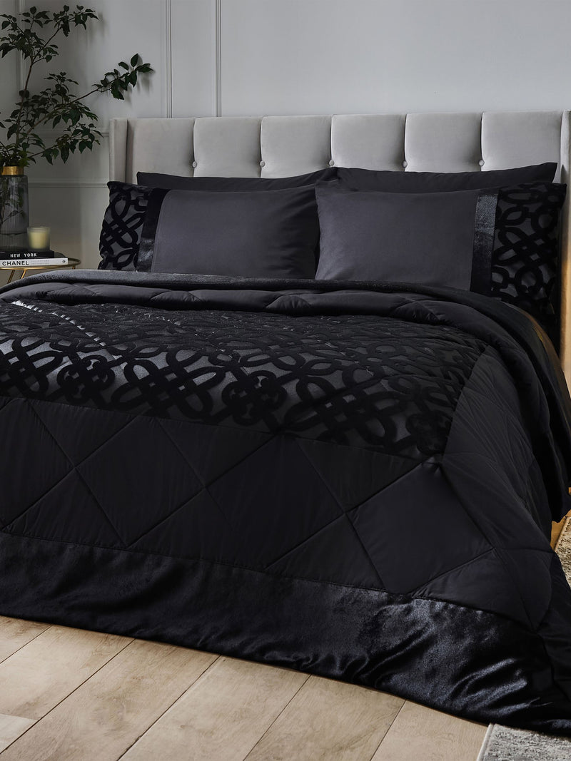 Catherine Lansfield Natural Lattice Cut Velvet Bedspread