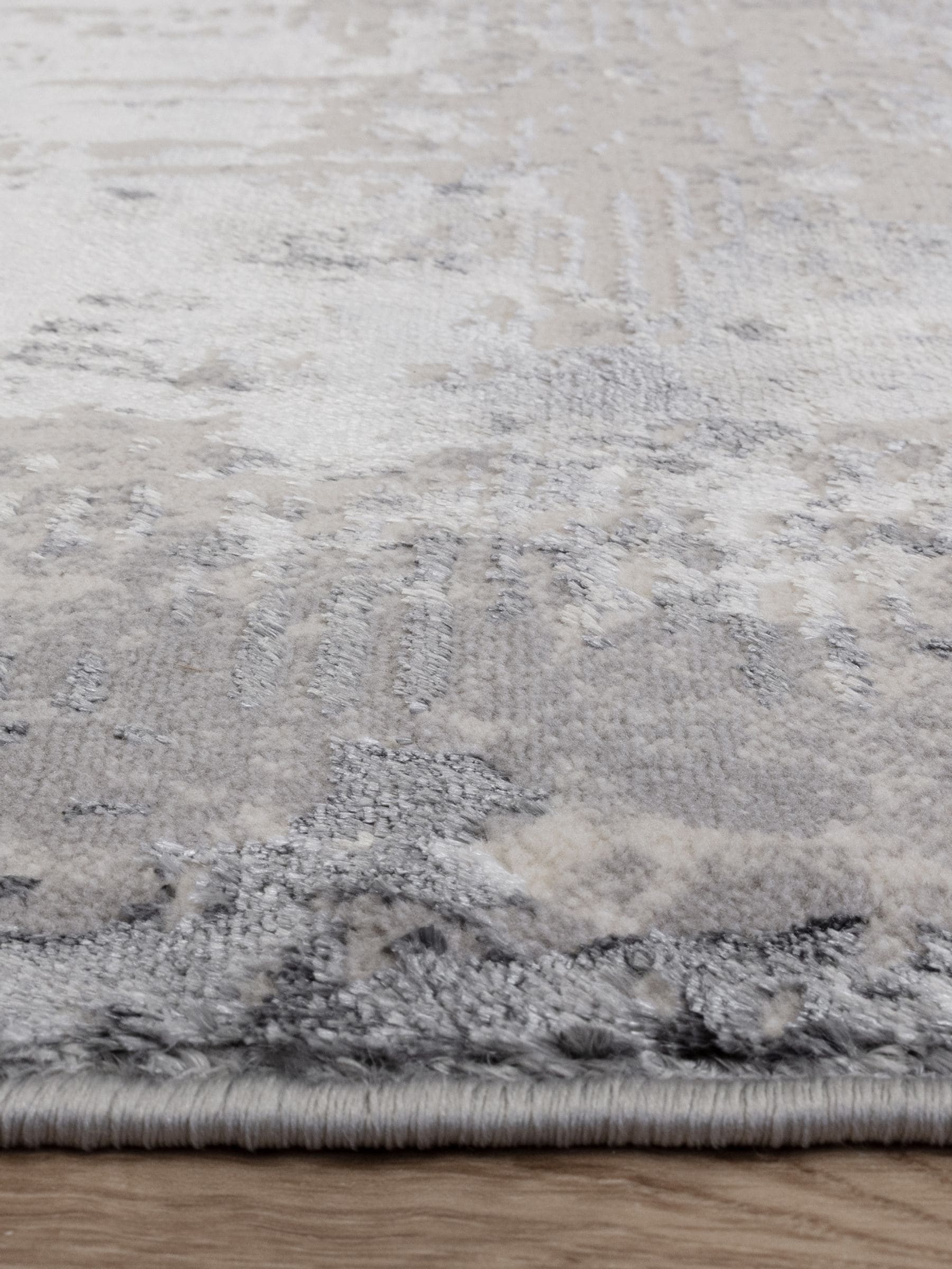 The Rug Edit Grey Ritz Abstract rug (British brand)
