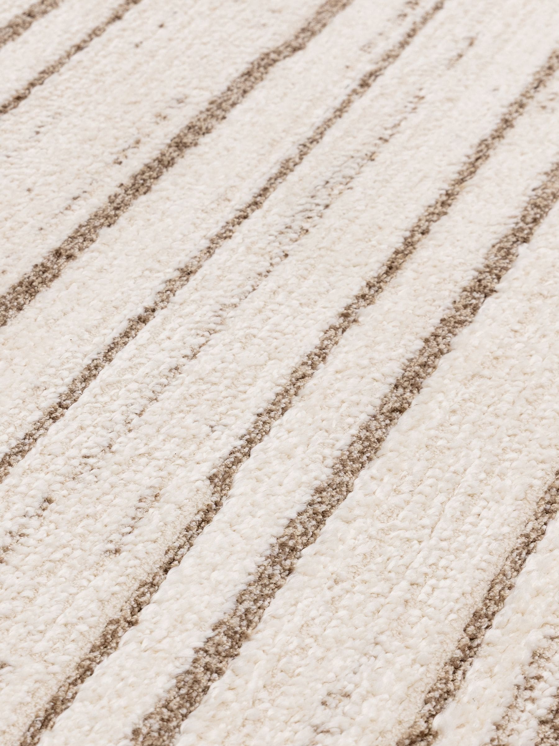 The Rug Edit cream Oslo broken stripes rug - British product