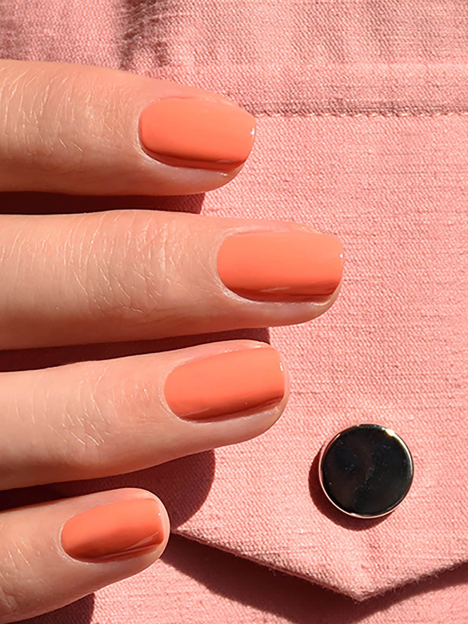 Manucurist LED gel nail polish Bird of Paradise, imported from the UK