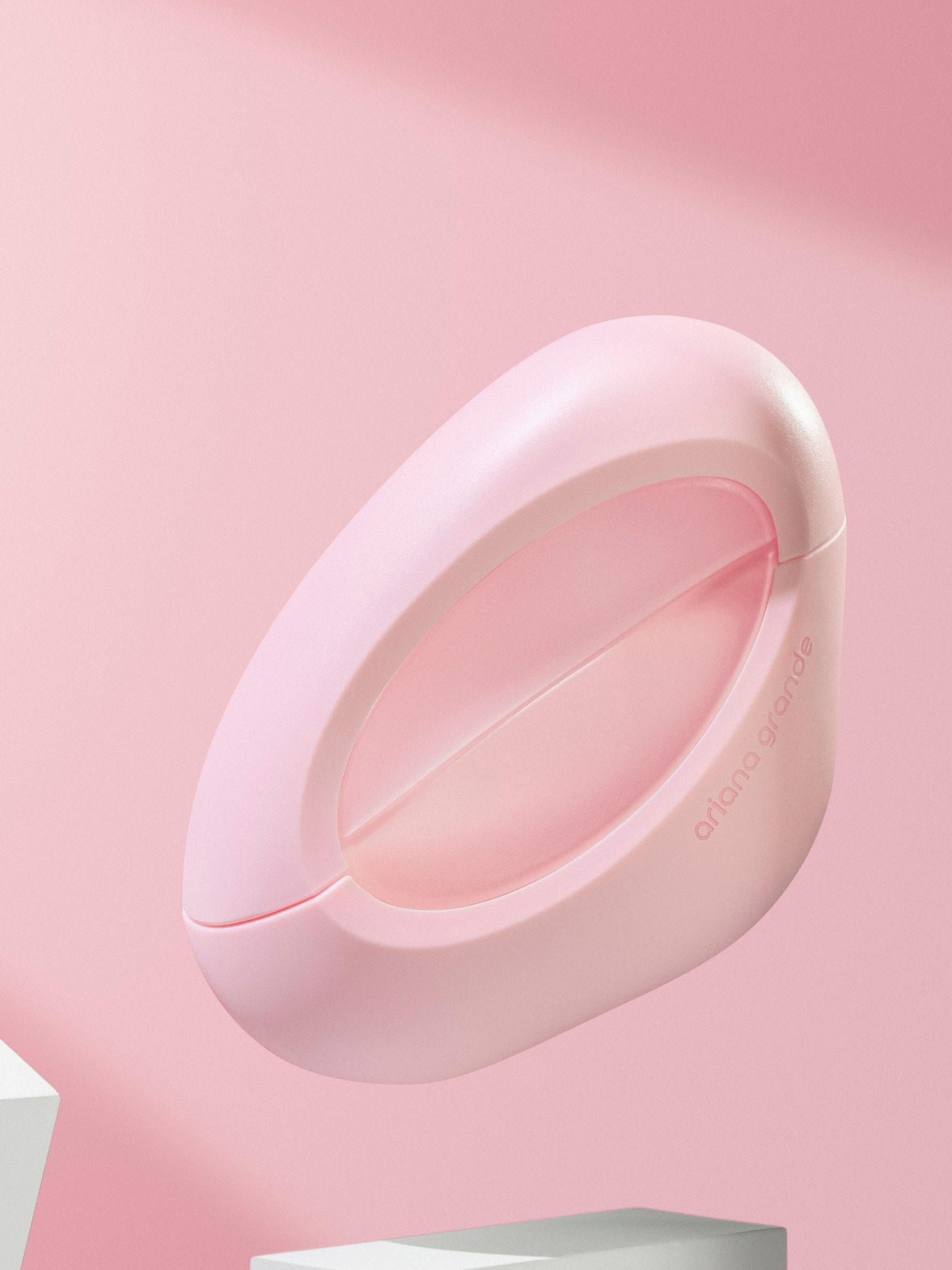 Ariana Grande MOD Blush Eau de Parfum 30ml - British product