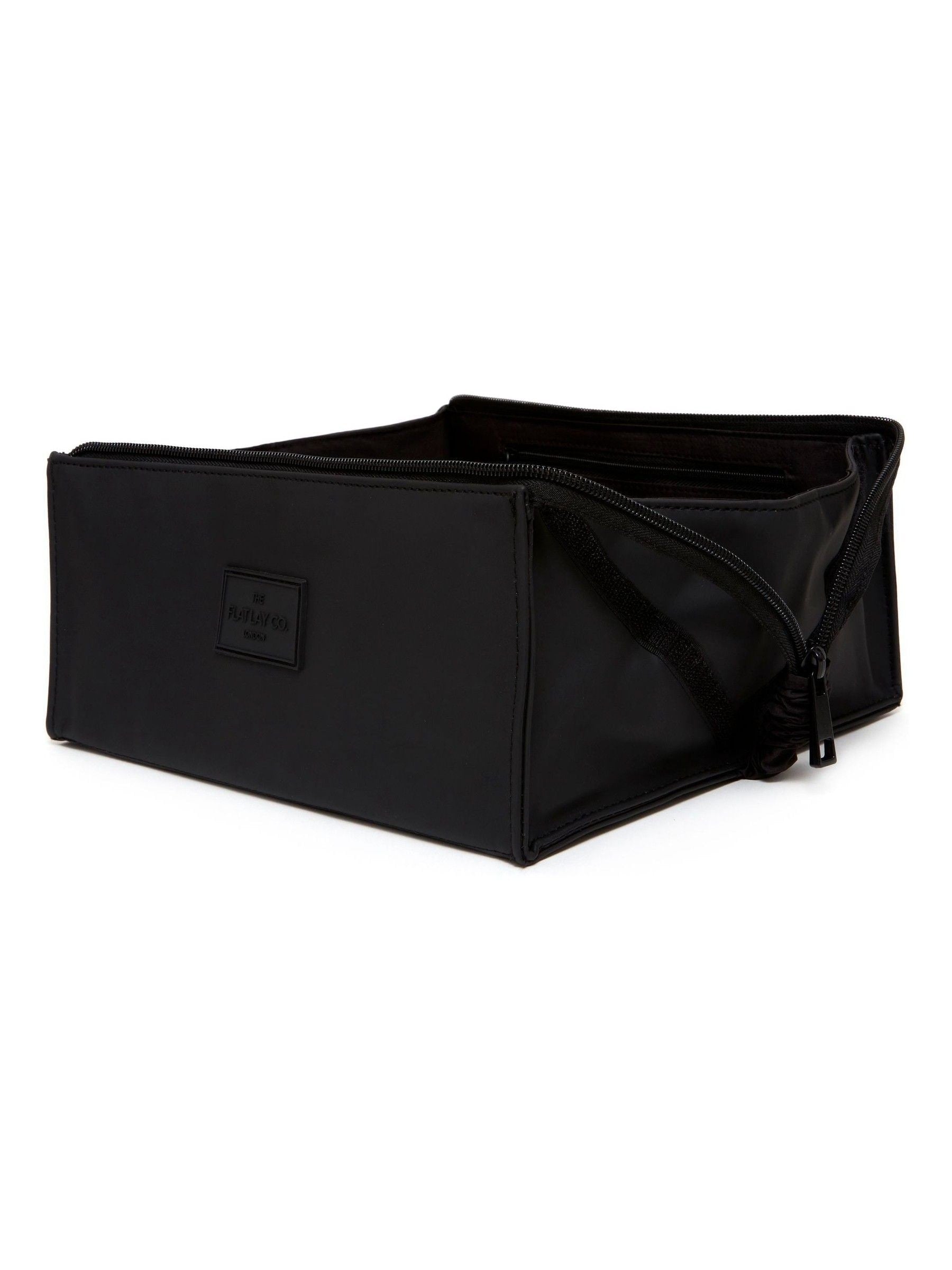The Flat Lay Co. Mens Box Wash Bag